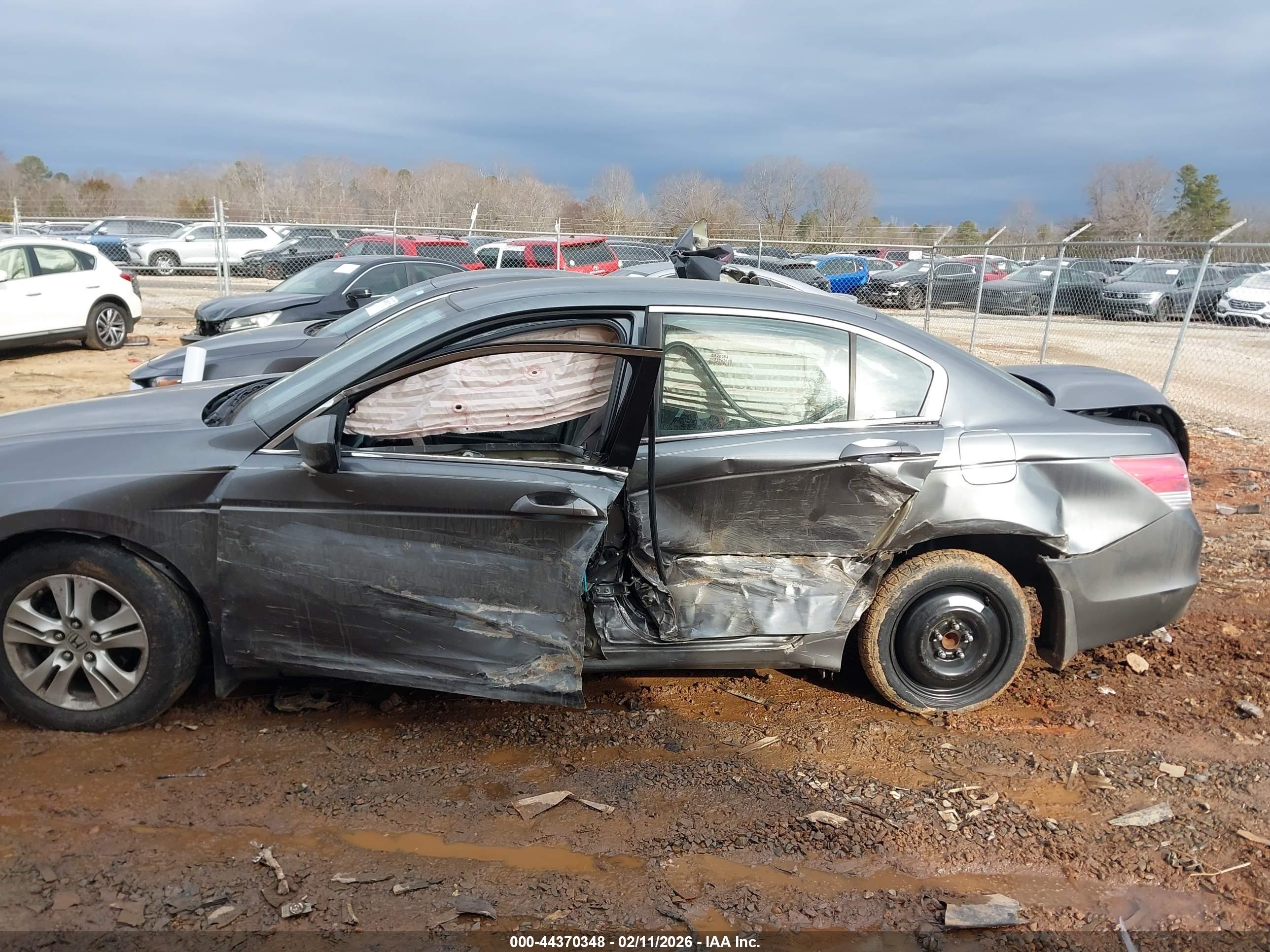 HONDA ACCORD image 6