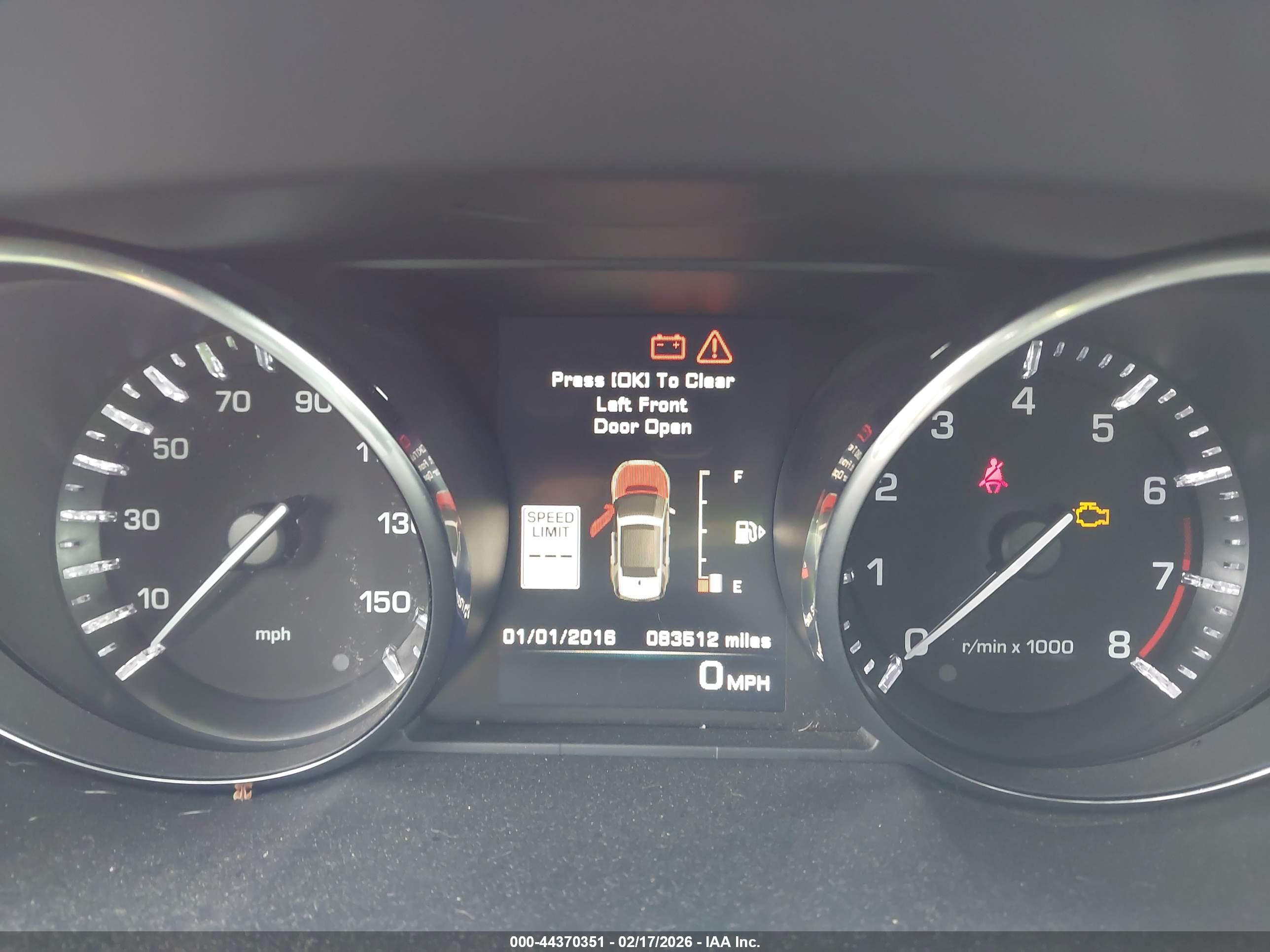 LAND ROVER image 7