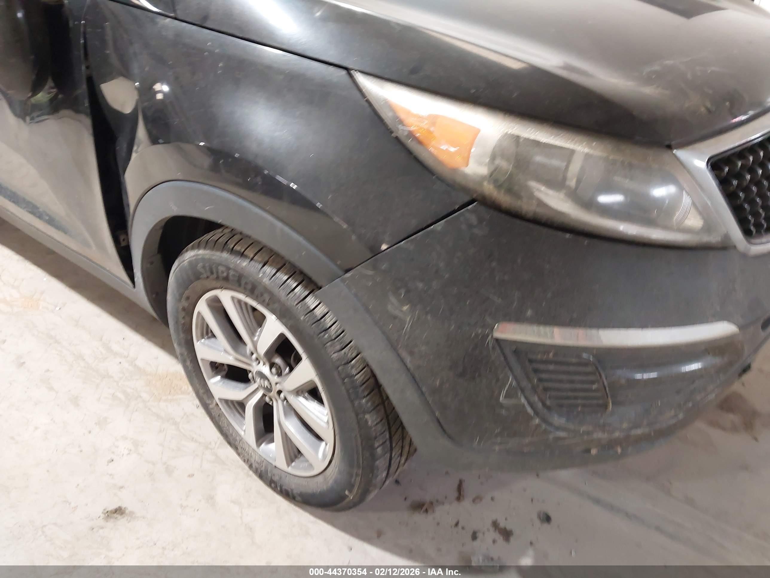 KIA SPORTAGE image 6