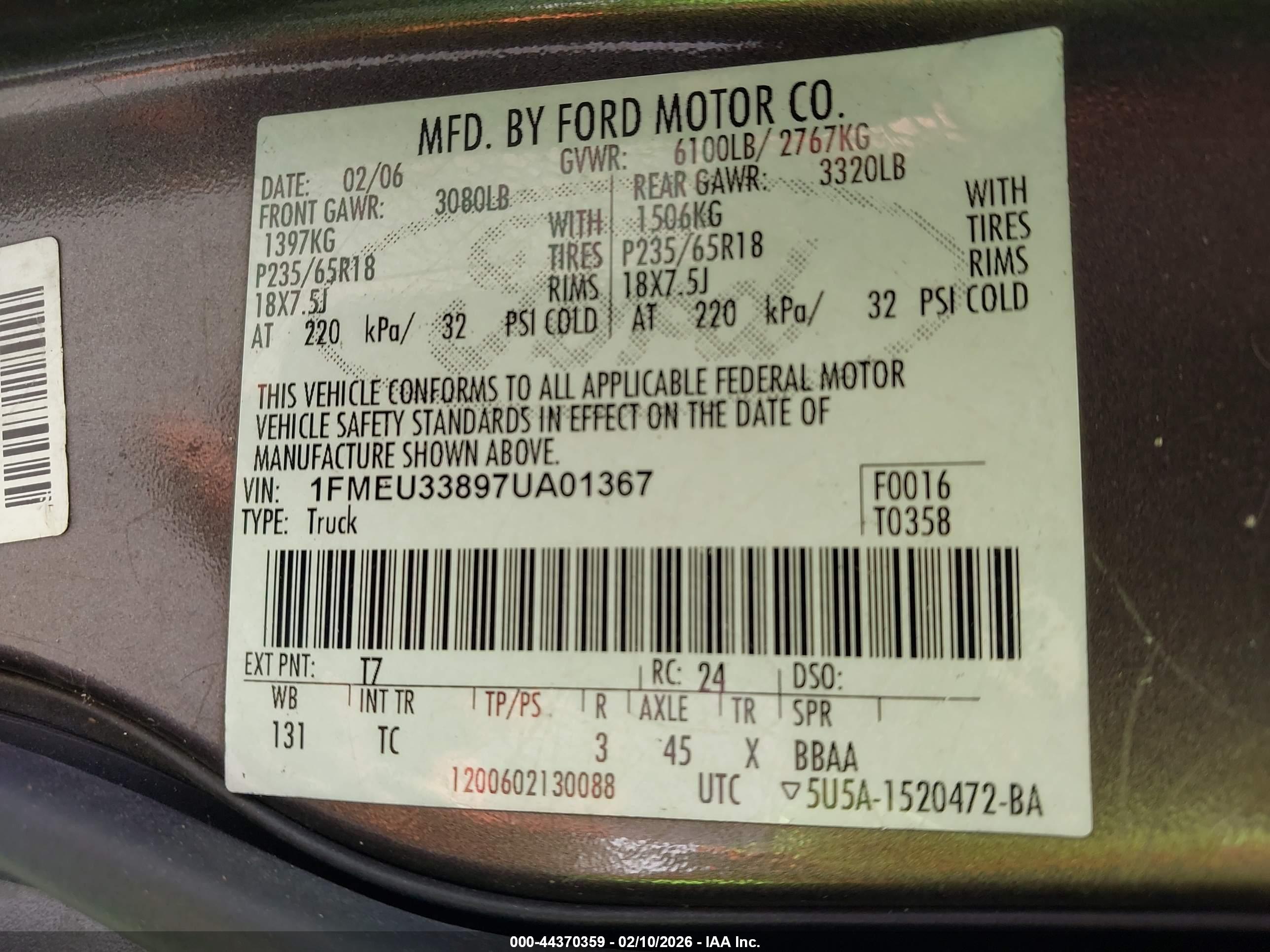 FORD EXPLORER image 9