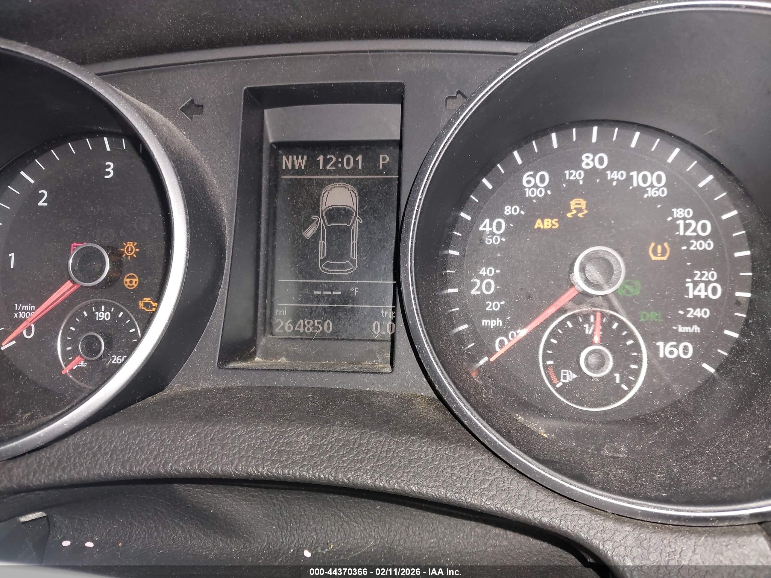 VOLKSWAGEN JETTA image 7