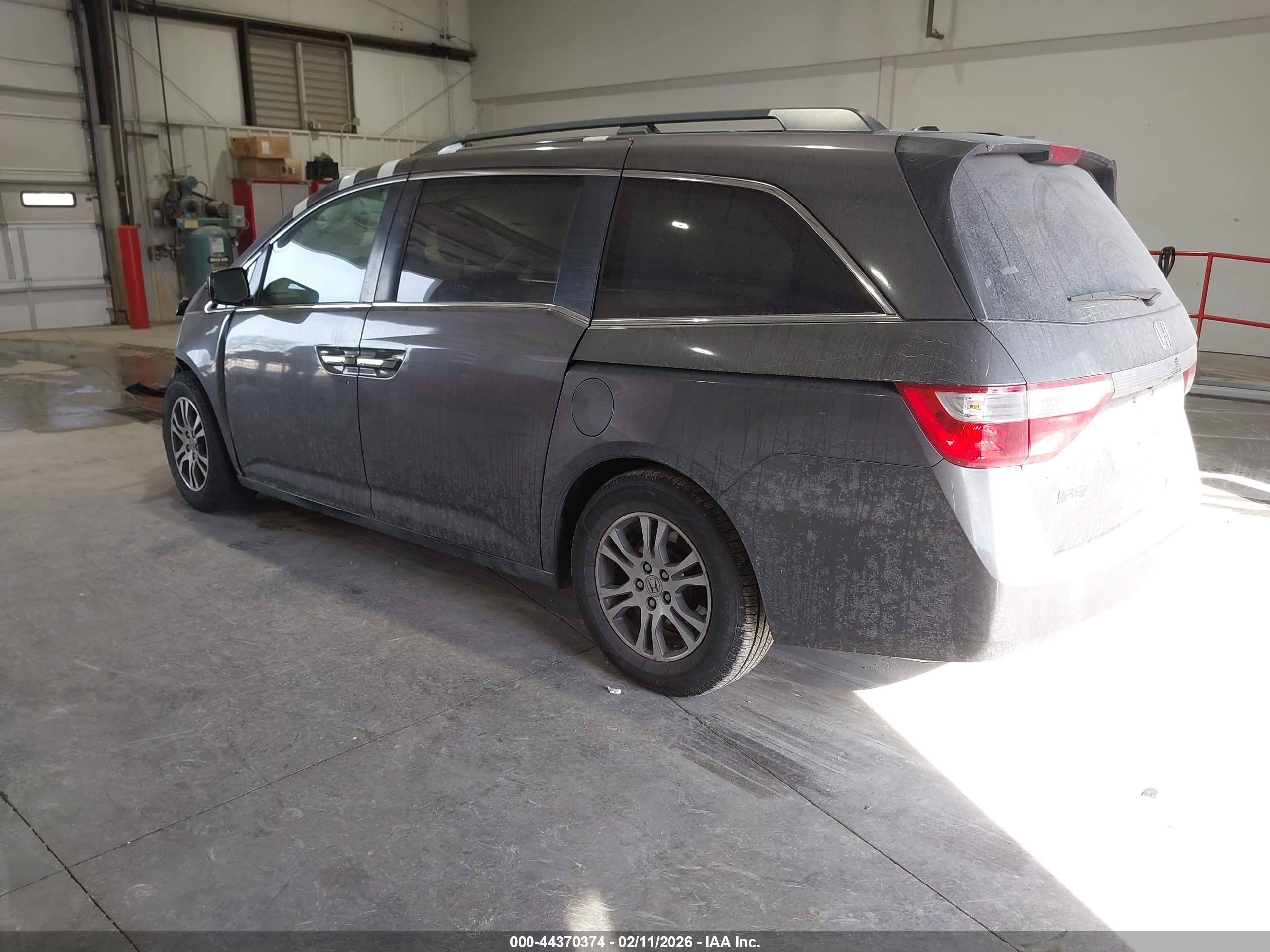 HONDA ODYSSEY image 3