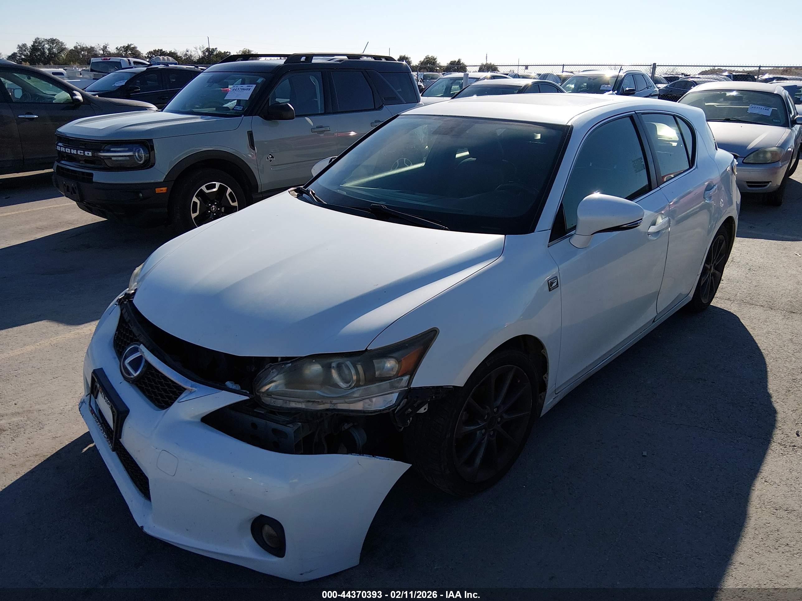 LEXUS CT image 2