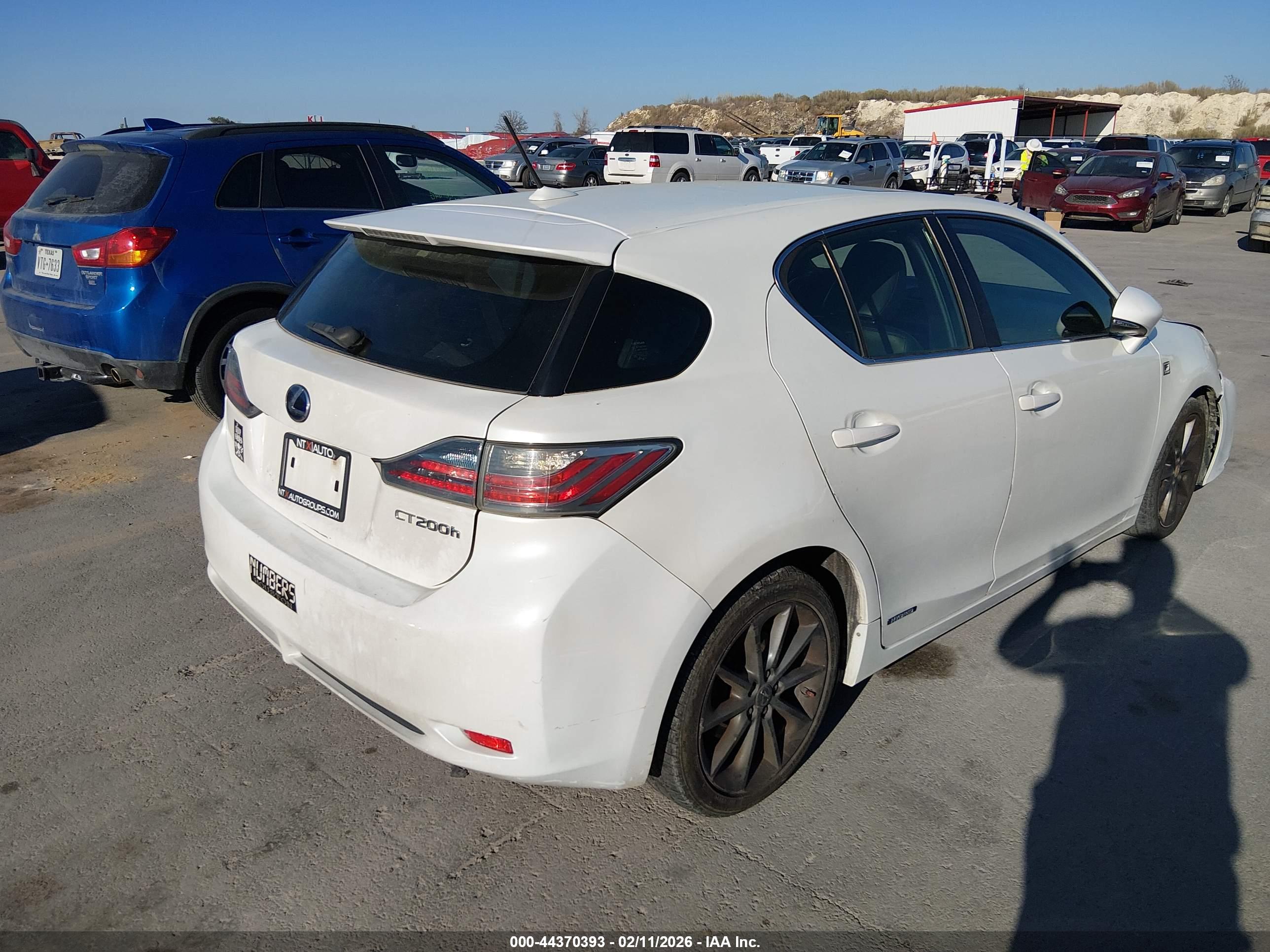 LEXUS CT image 4