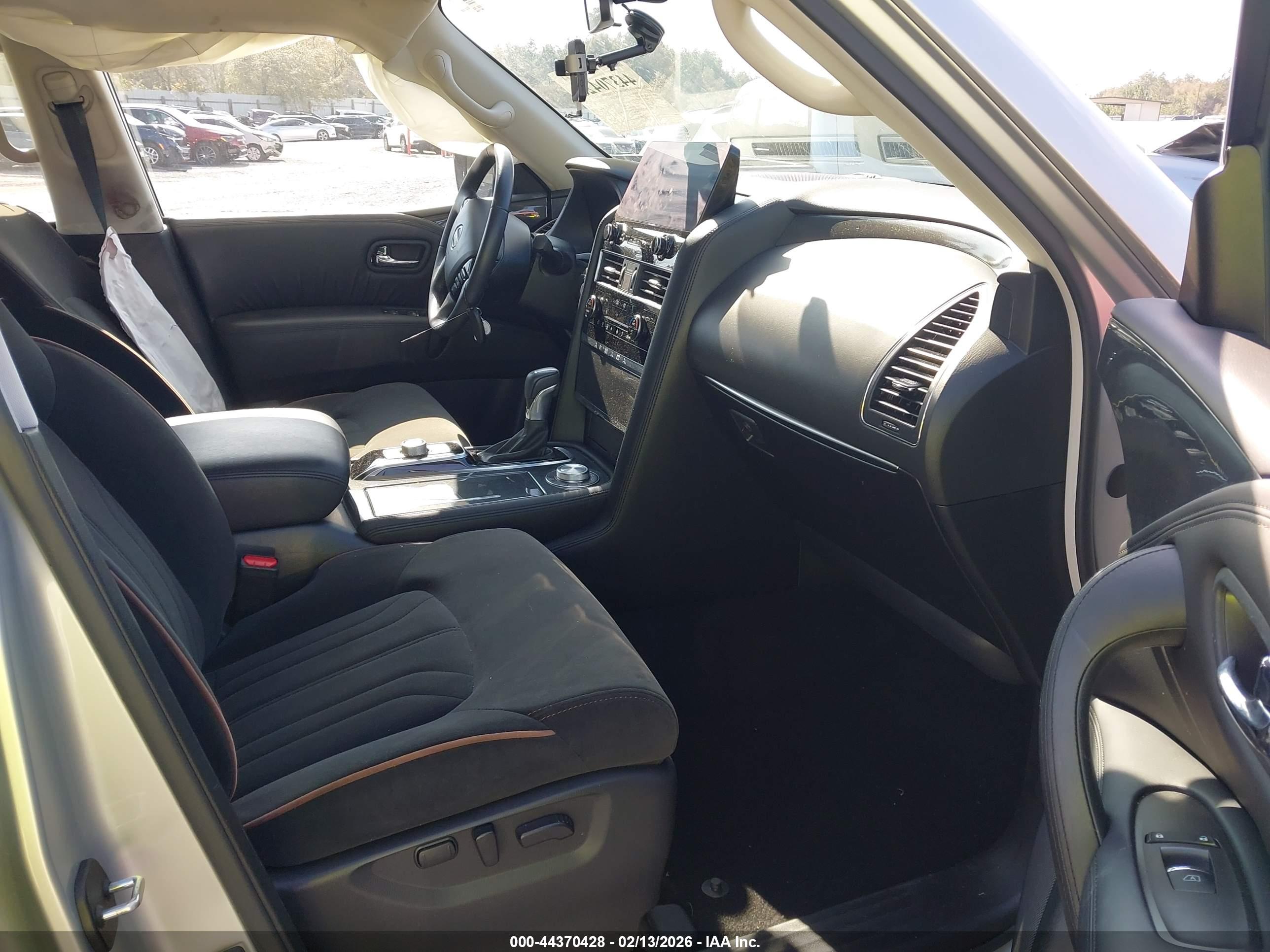 NISSAN ARMADA image 5