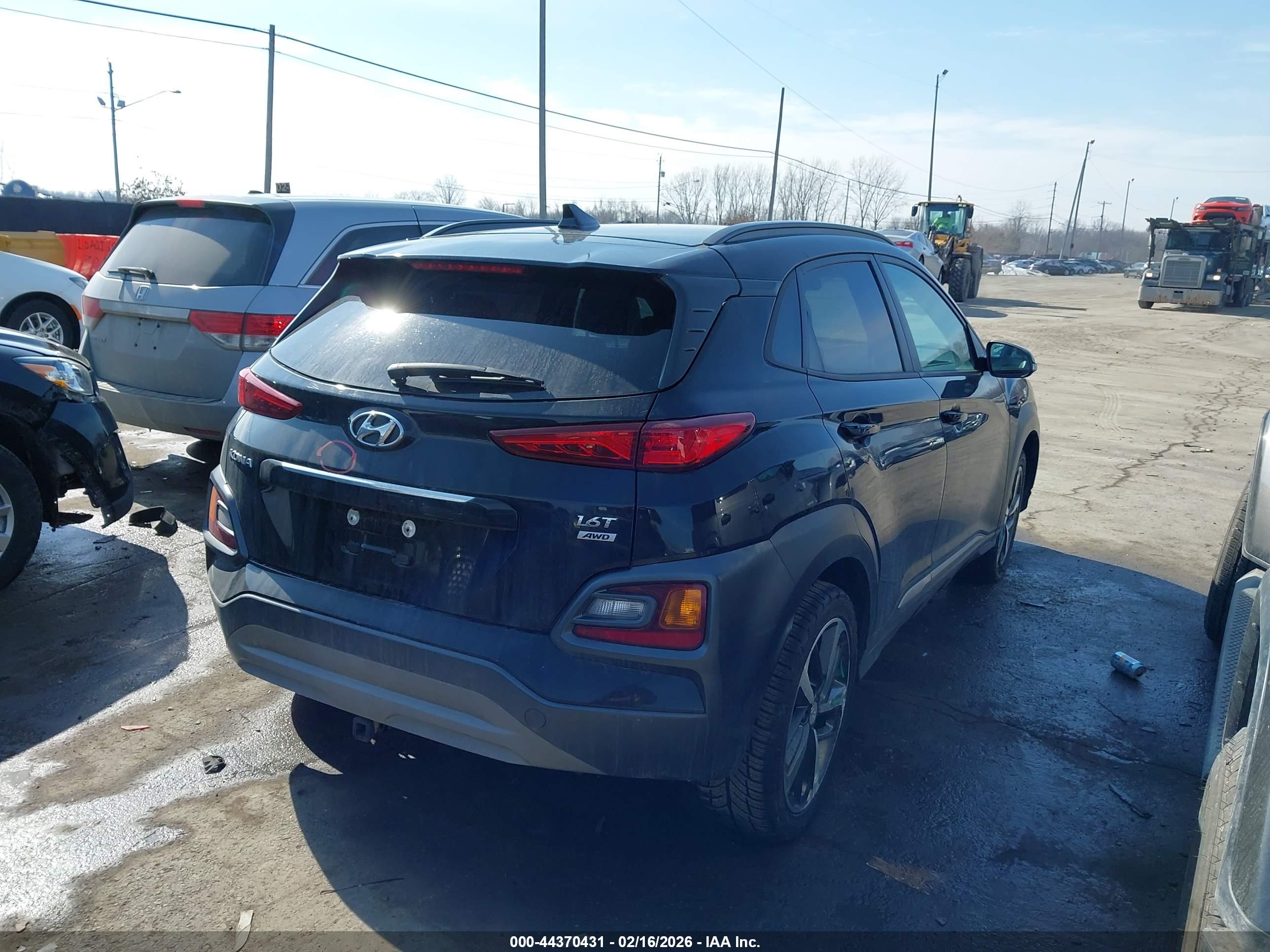 HYUNDAI KONA image 4
