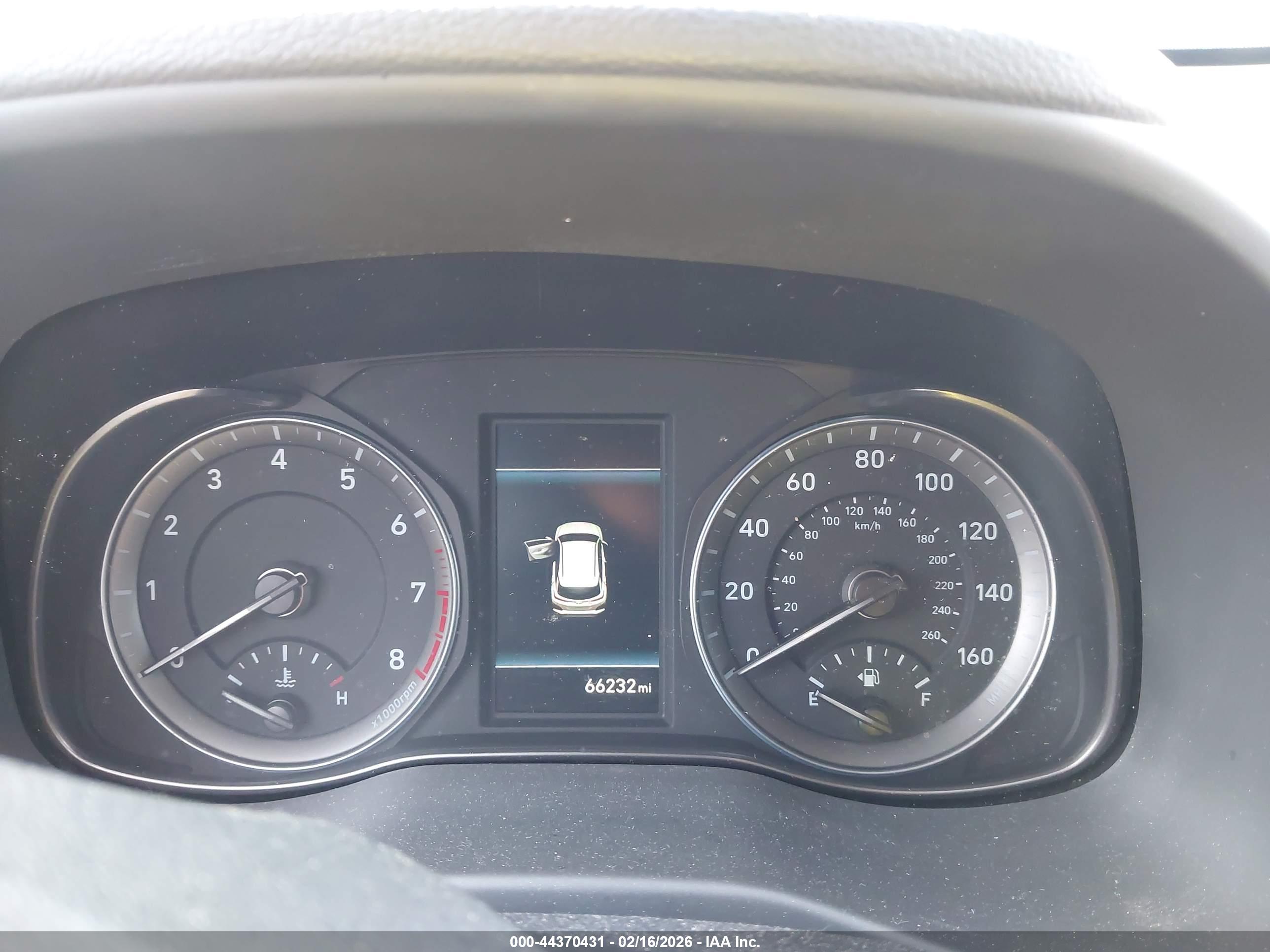 HYUNDAI KONA image 7