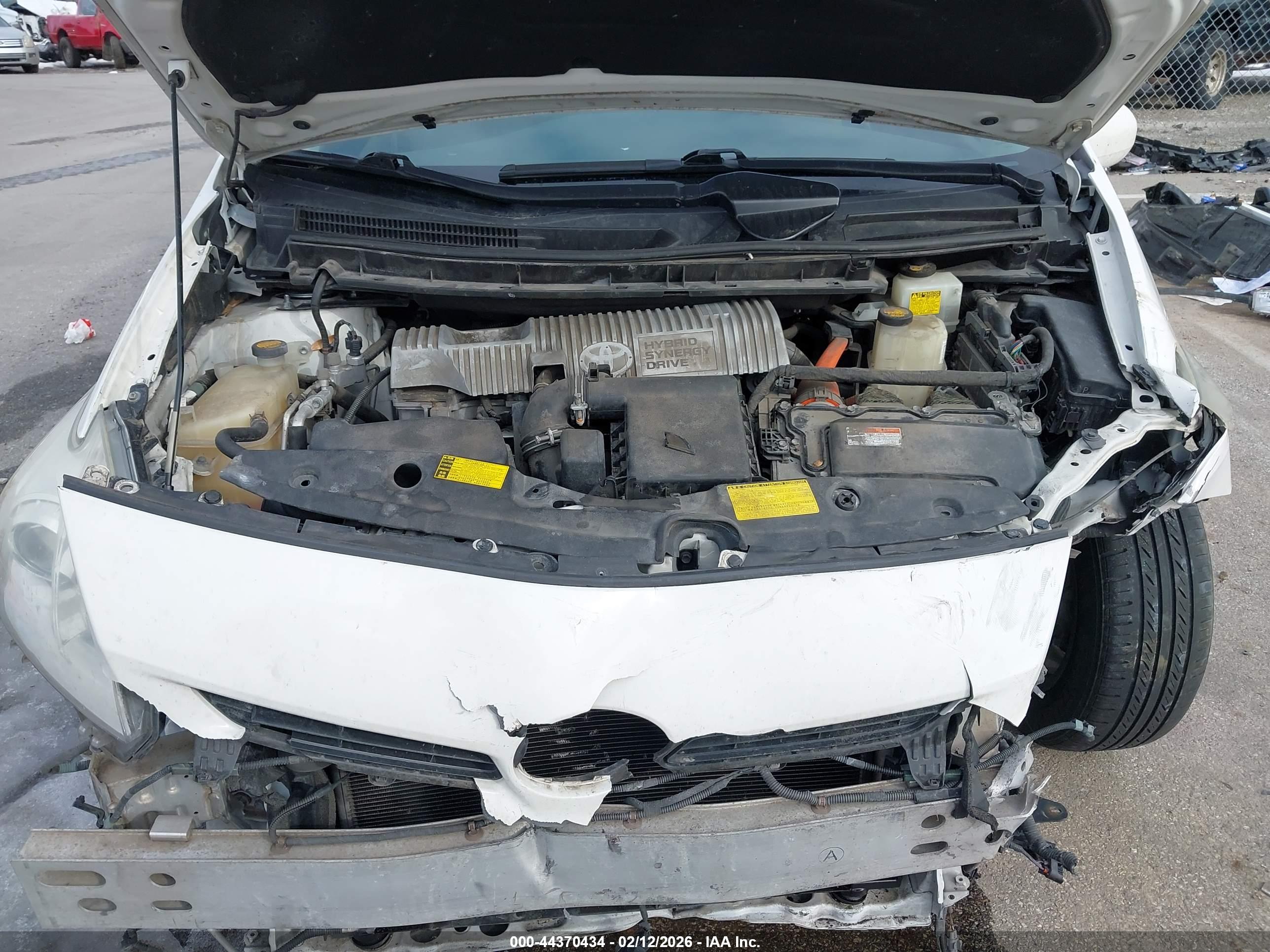 TOYOTA PRIUS image 10