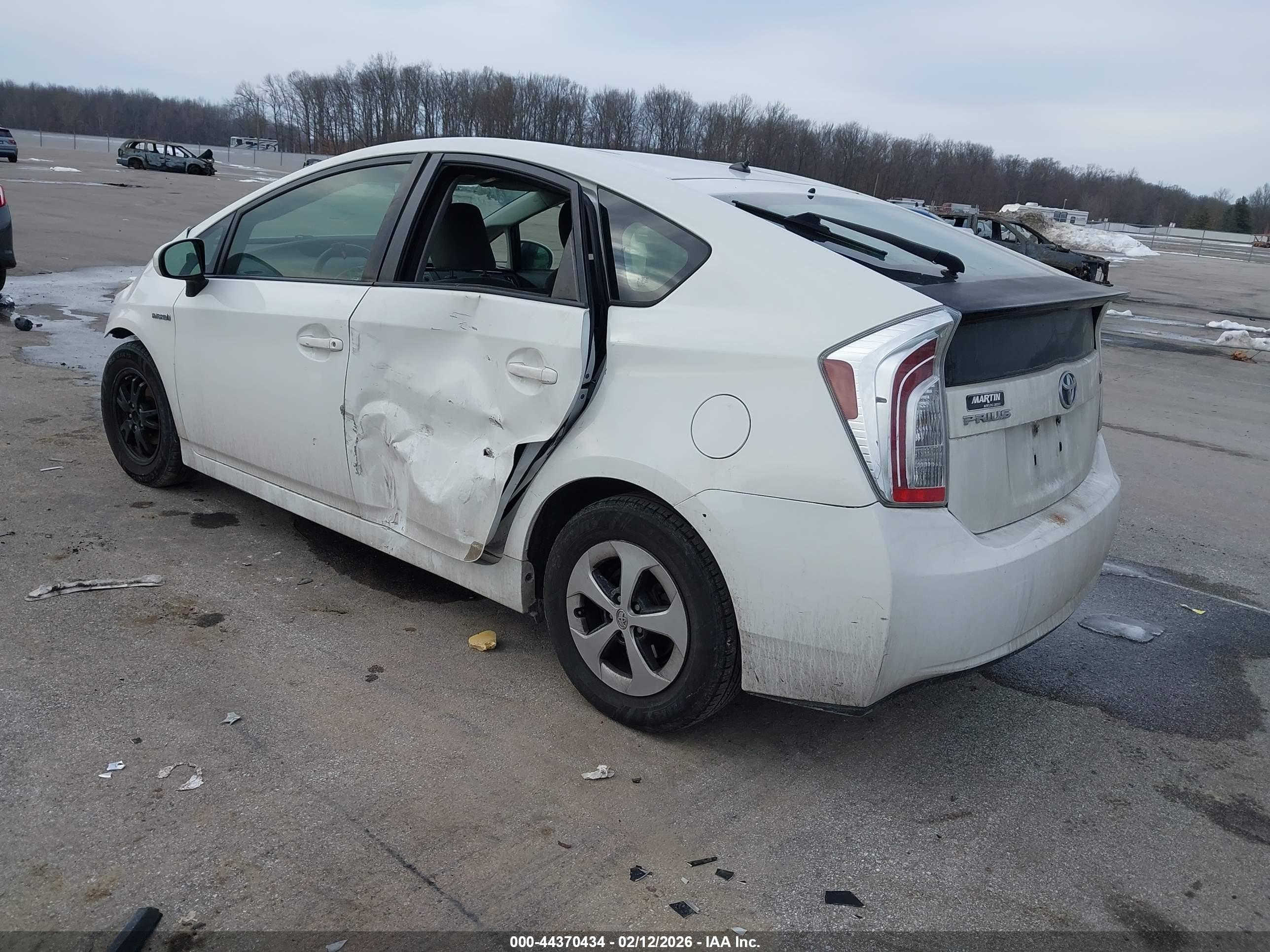 TOYOTA PRIUS image 3