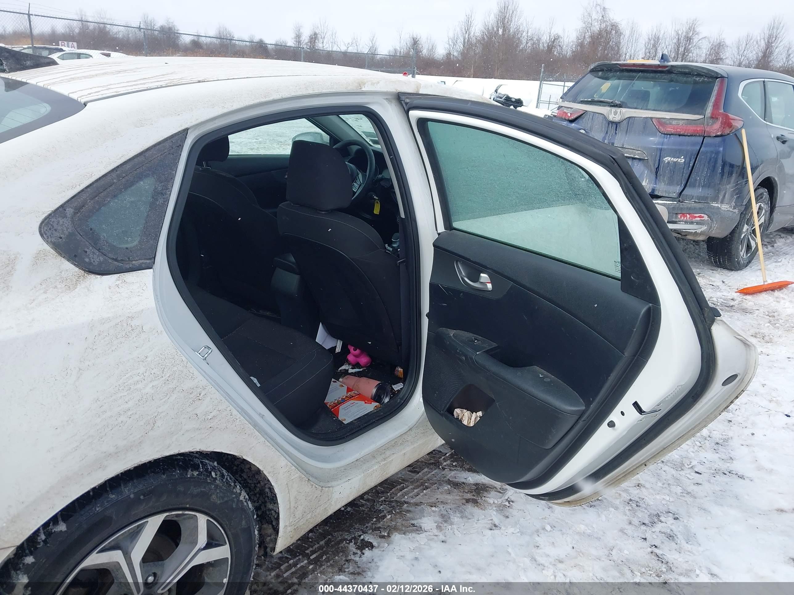KIA FORTE image 8