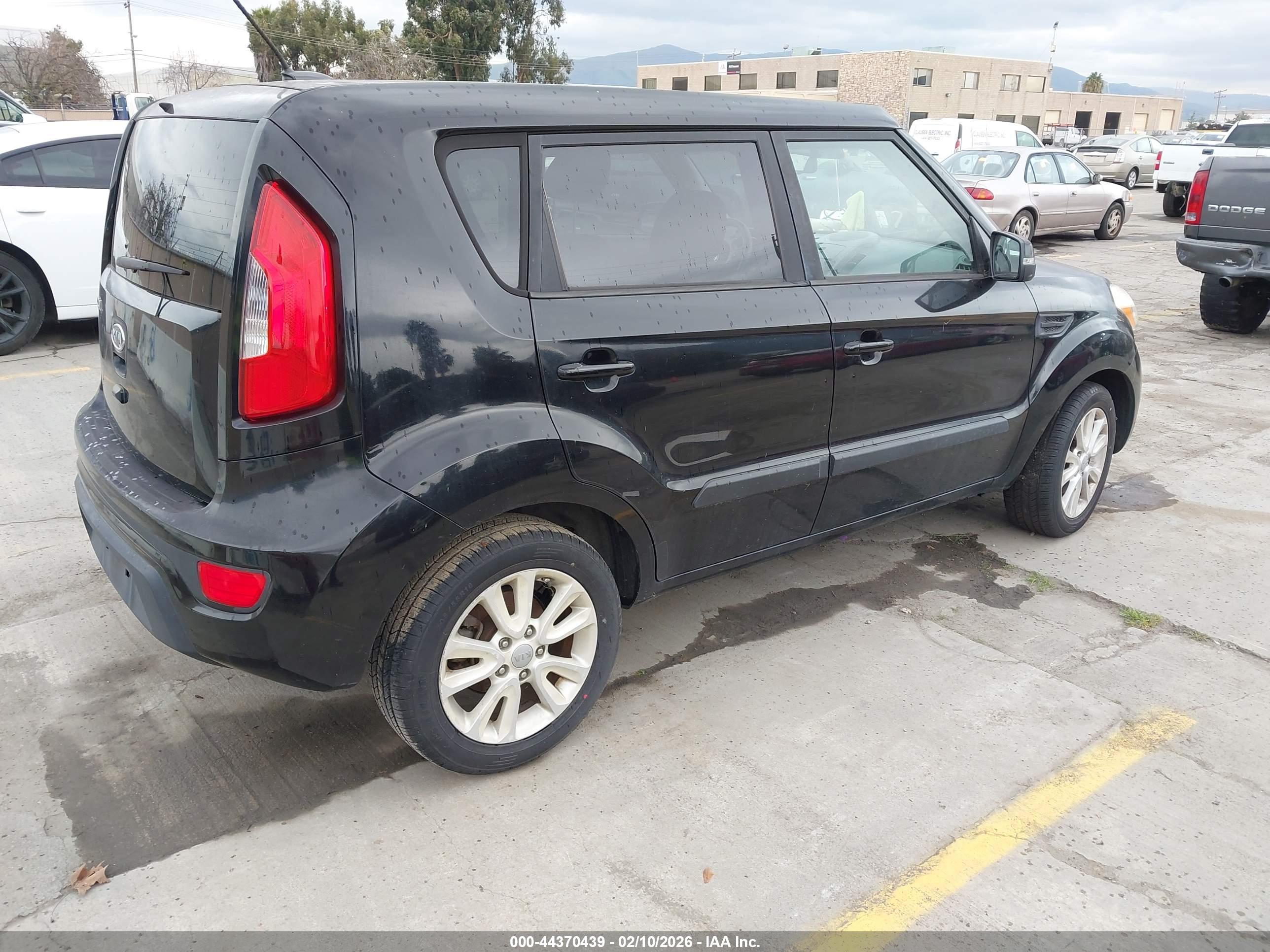 KIA SOUL image 4