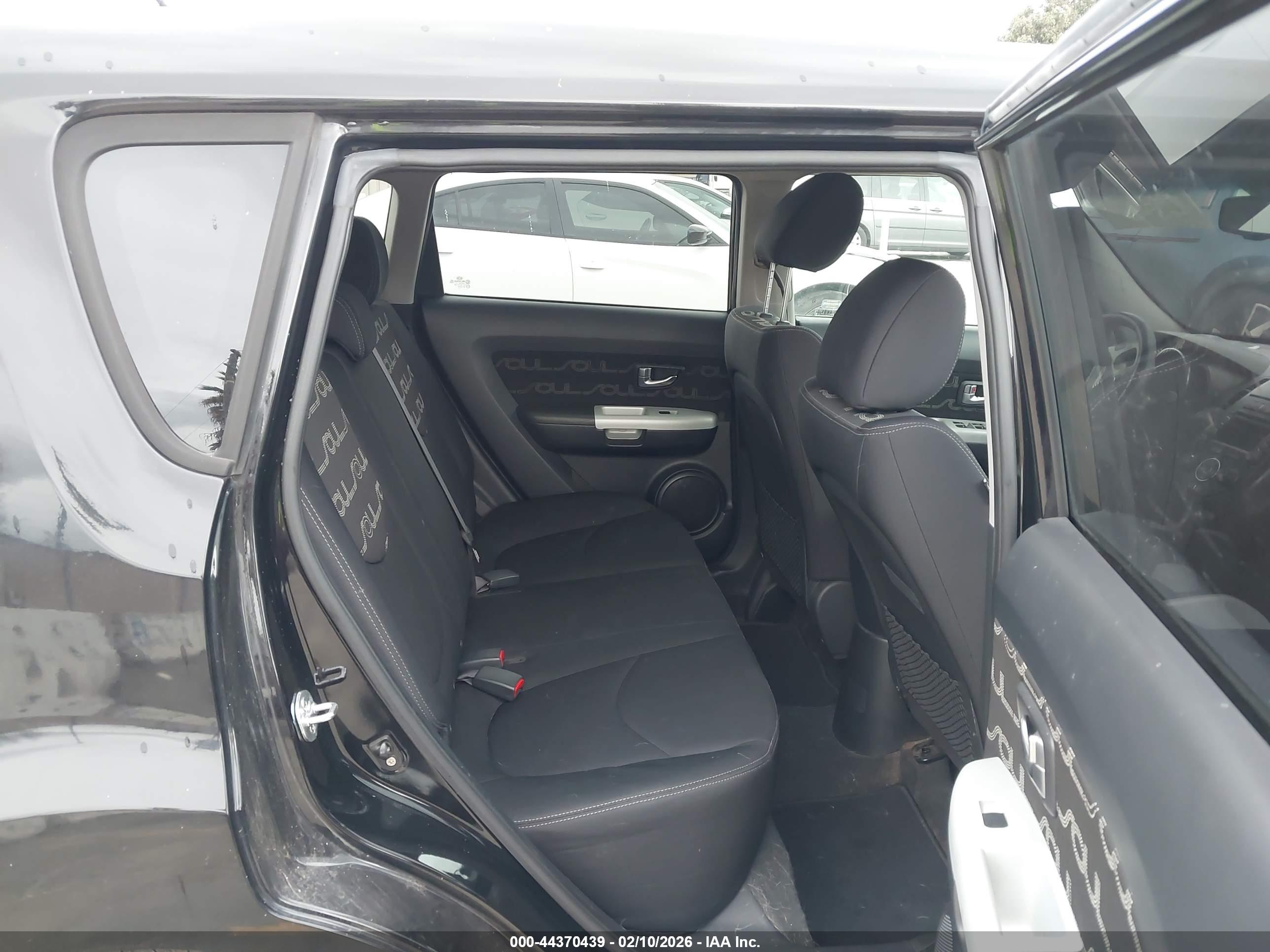 KIA SOUL image 8