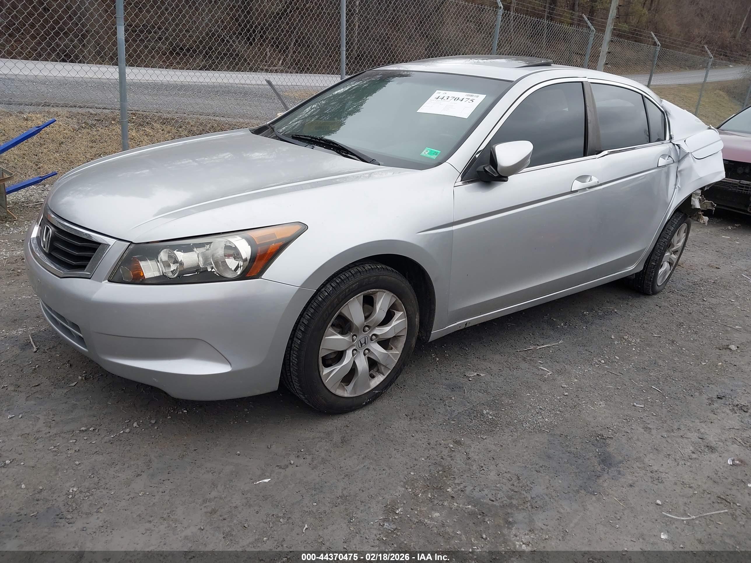 HONDA ACCORD image 2