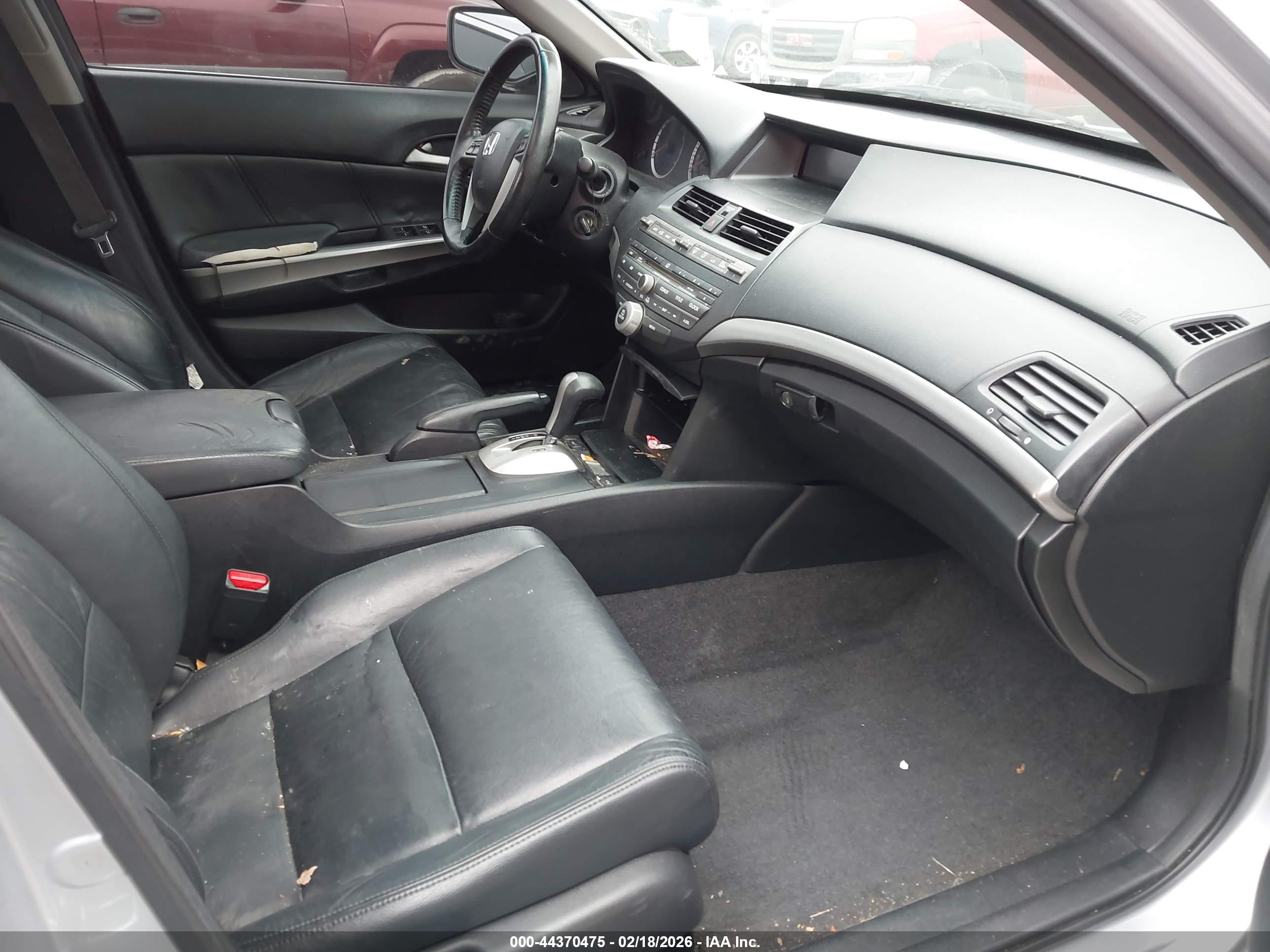 HONDA ACCORD image 5
