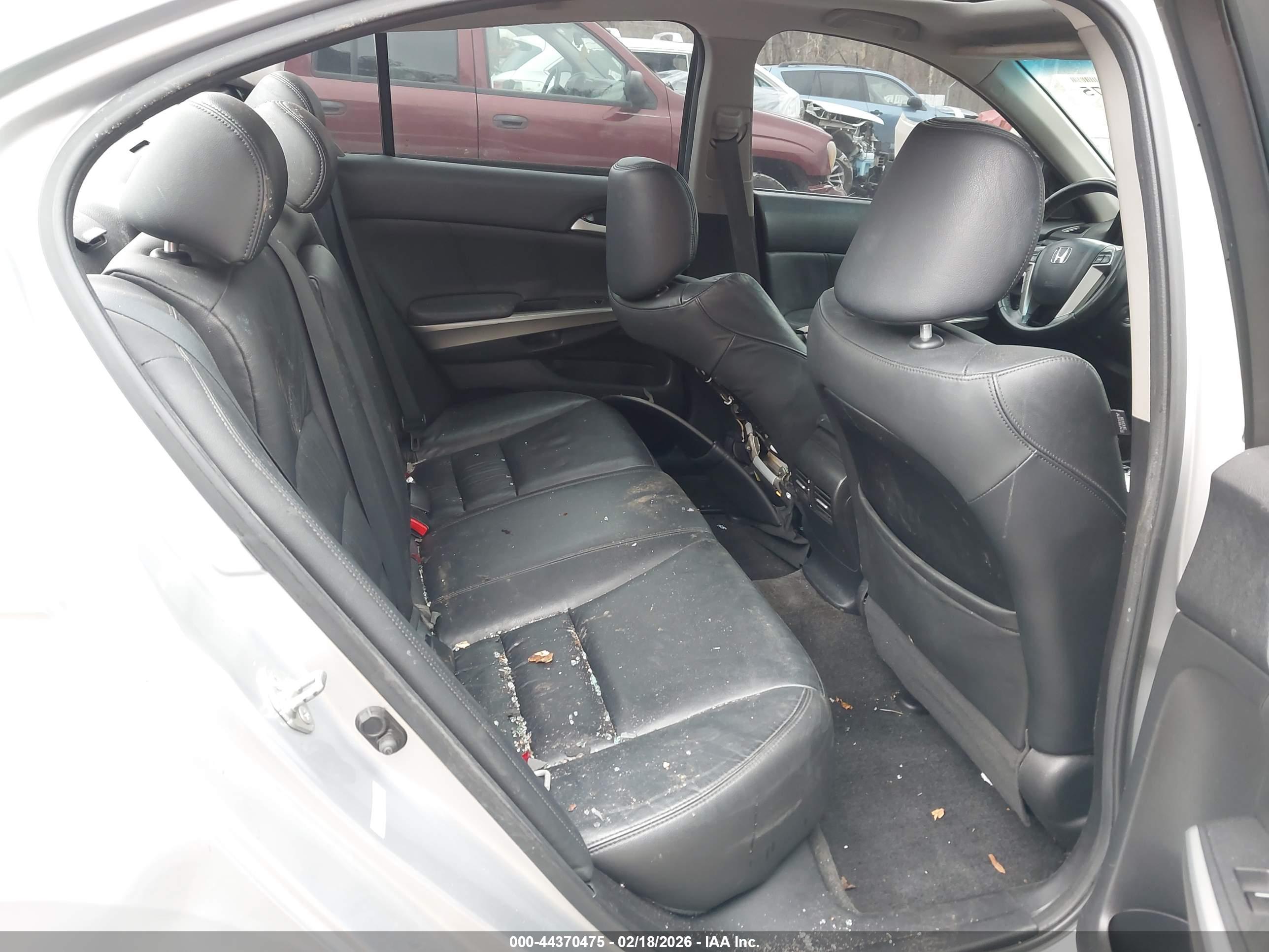HONDA ACCORD image 8
