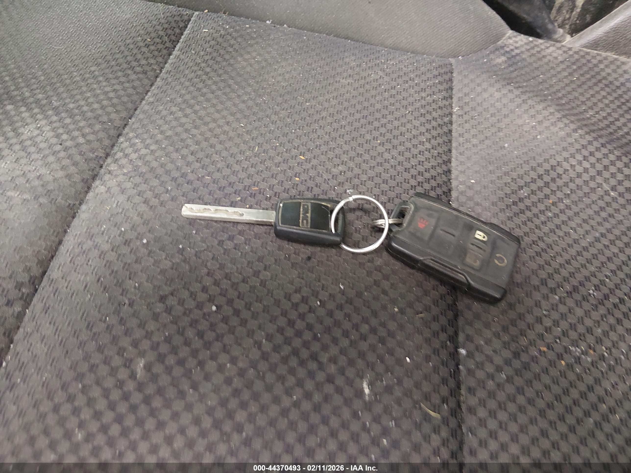 GMC SIERRA image 11