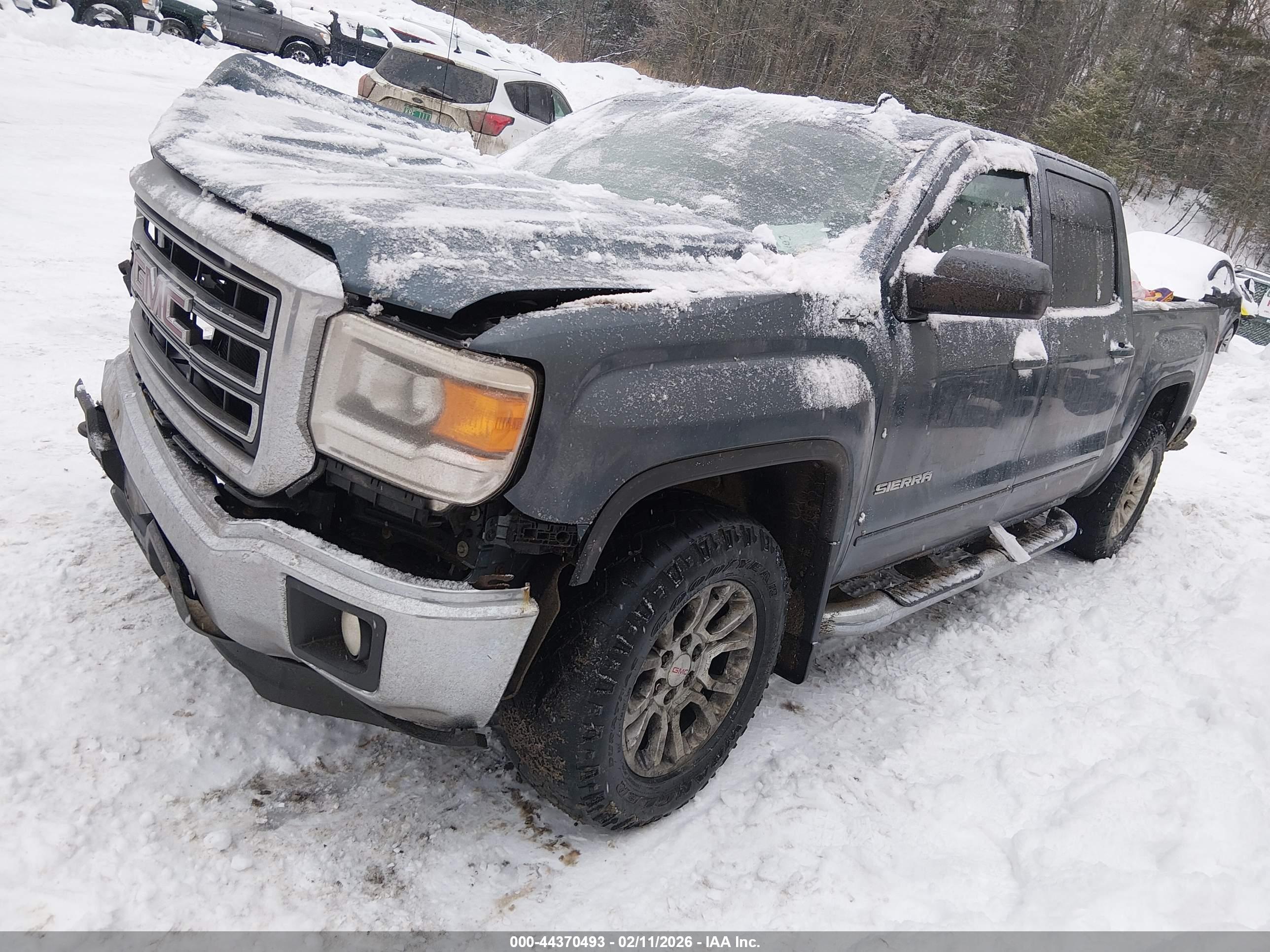 GMC SIERRA image 2