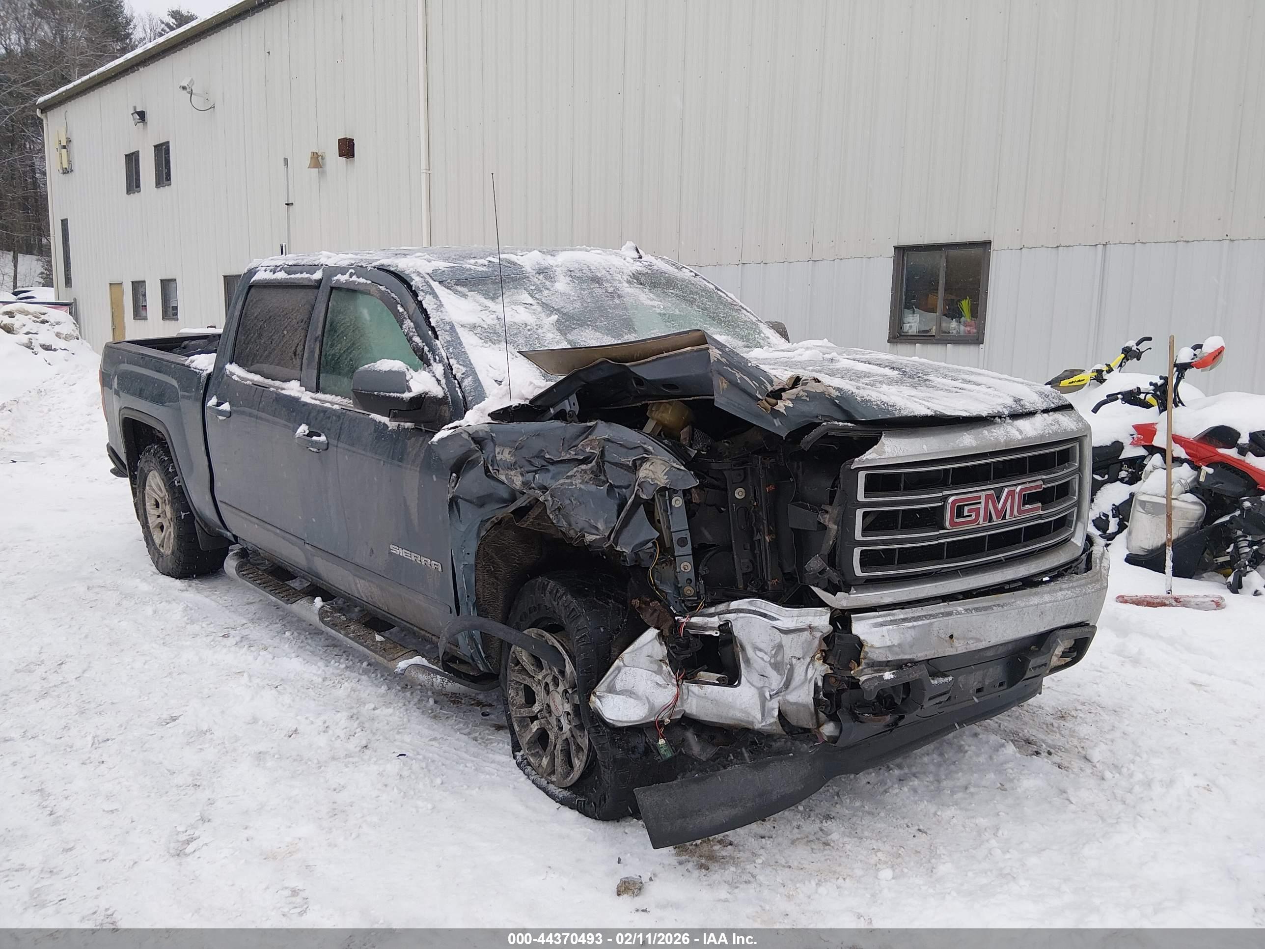 GMC SIERRA image 6
