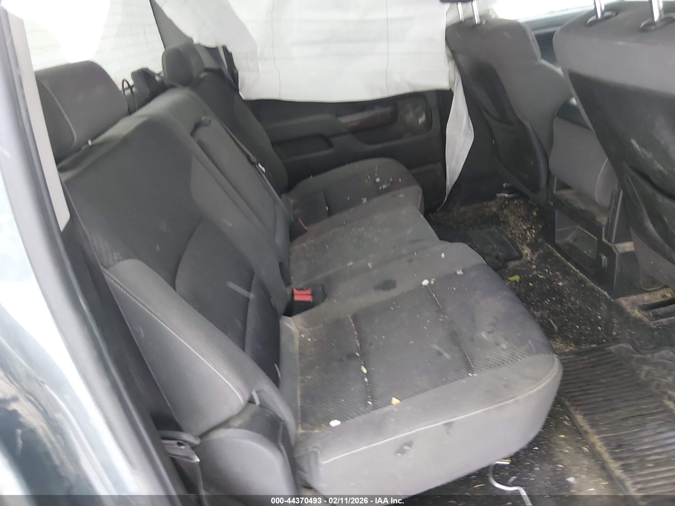 GMC SIERRA image 8