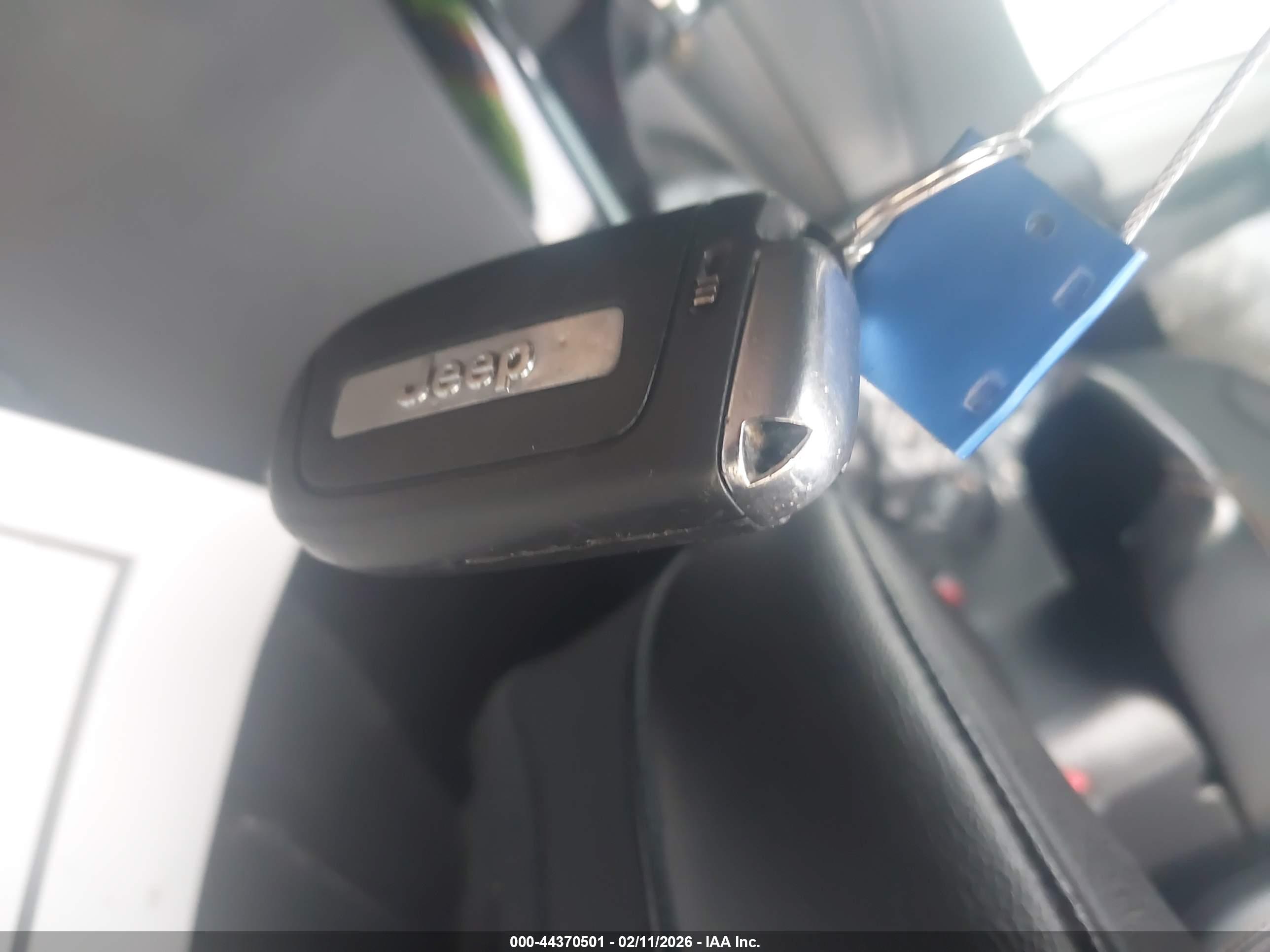 JEEP COMPASS image 11