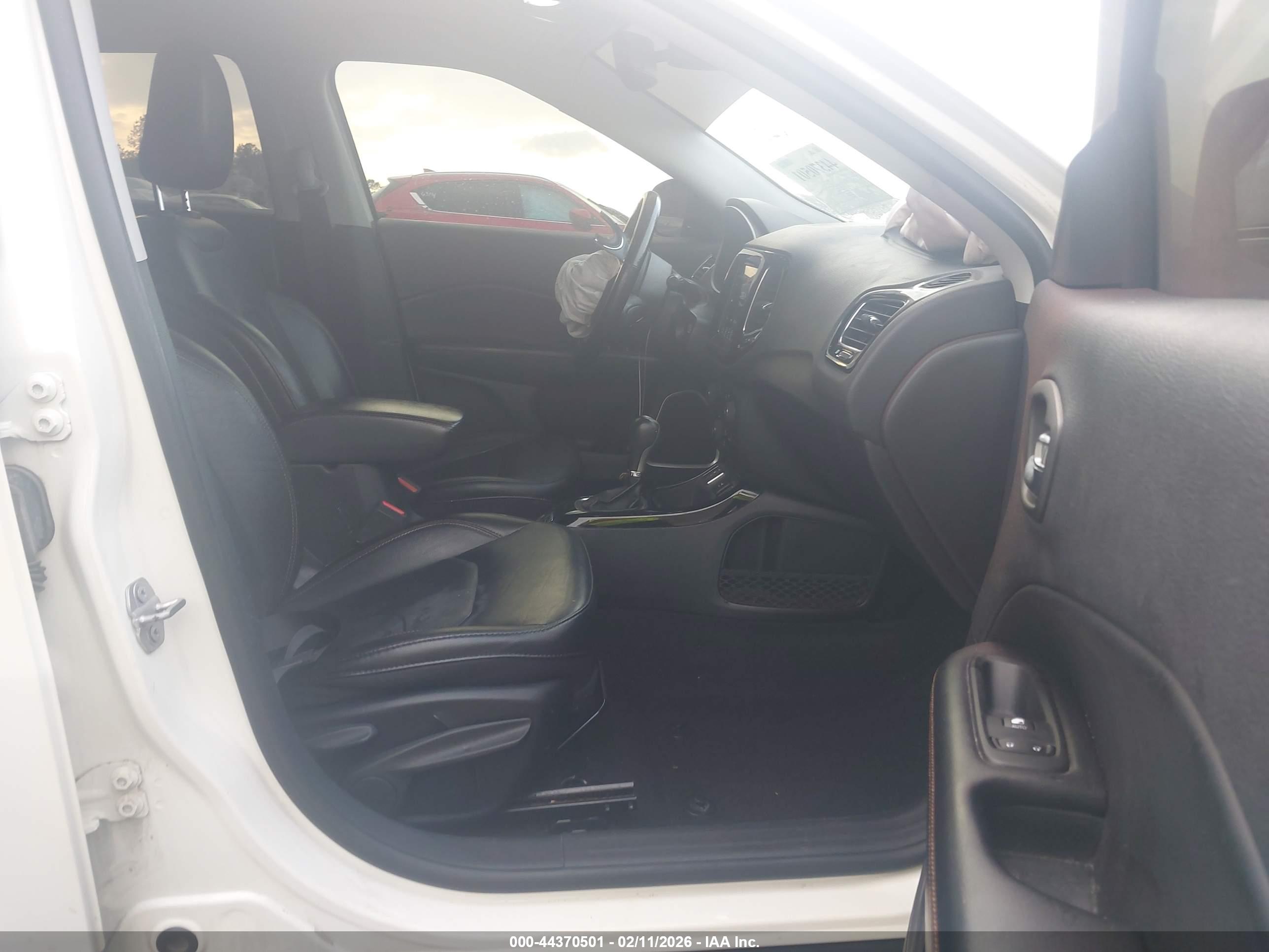JEEP COMPASS image 5