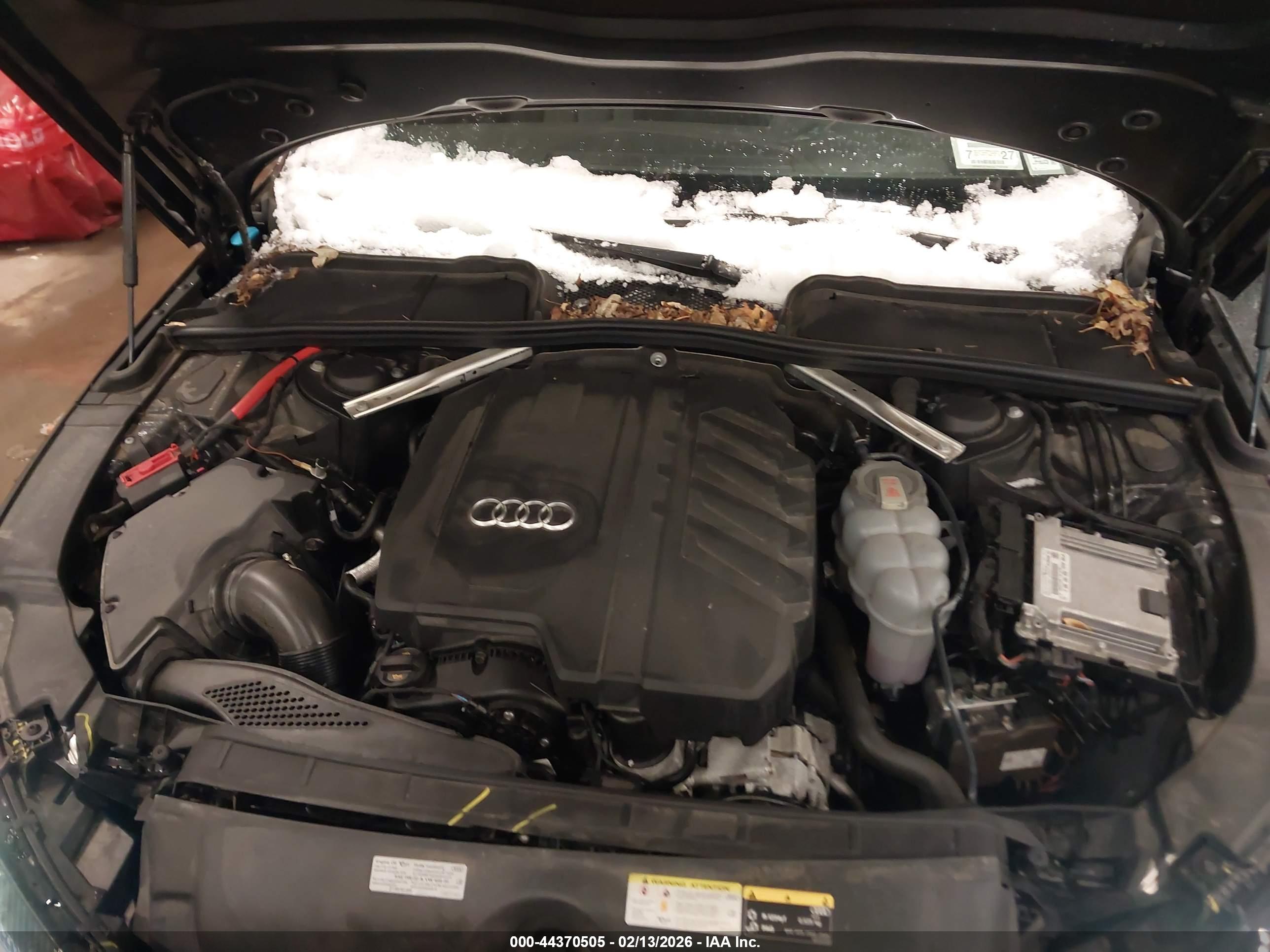 AUDI A4 image 10
