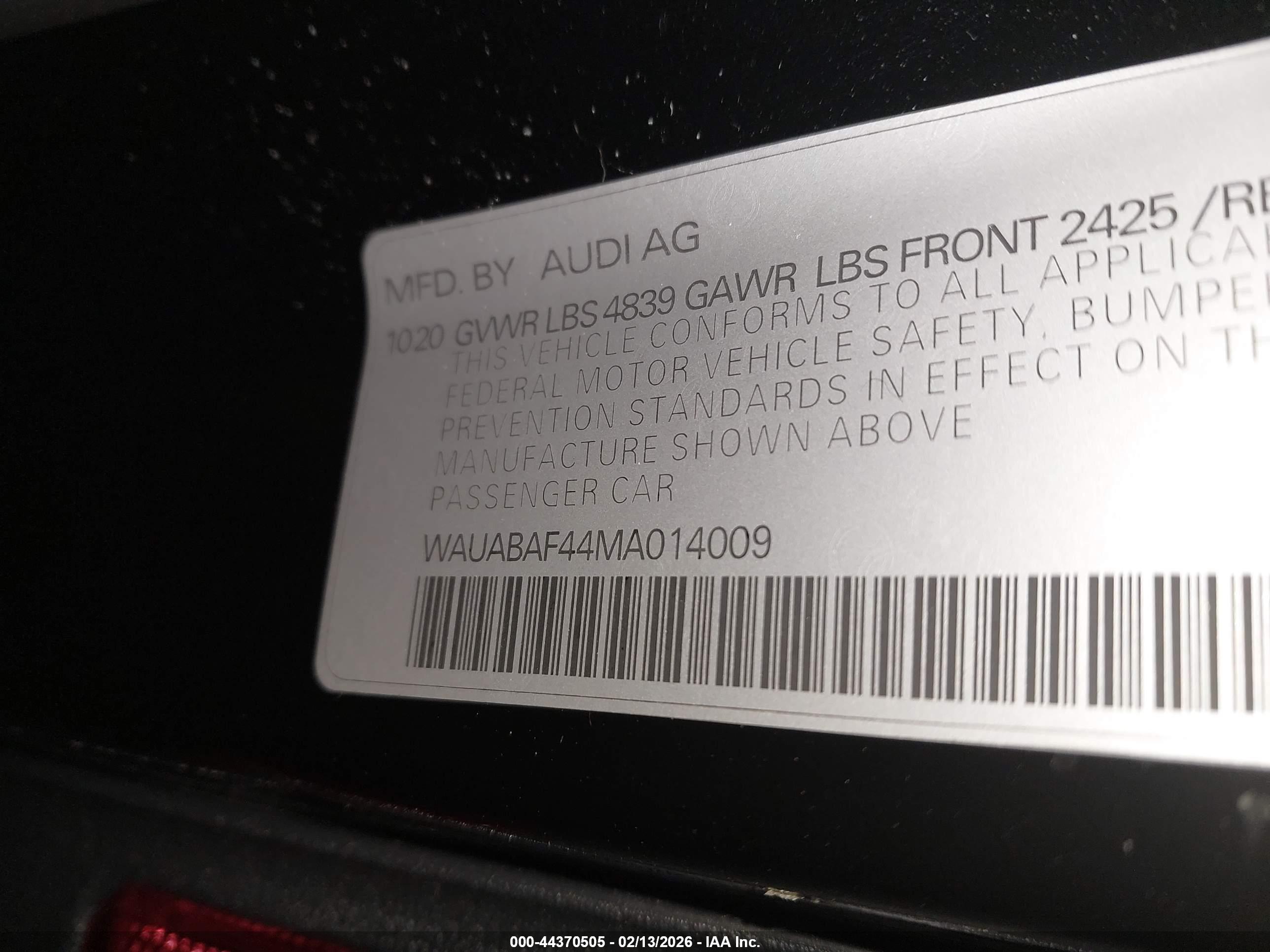 AUDI A4 image 9