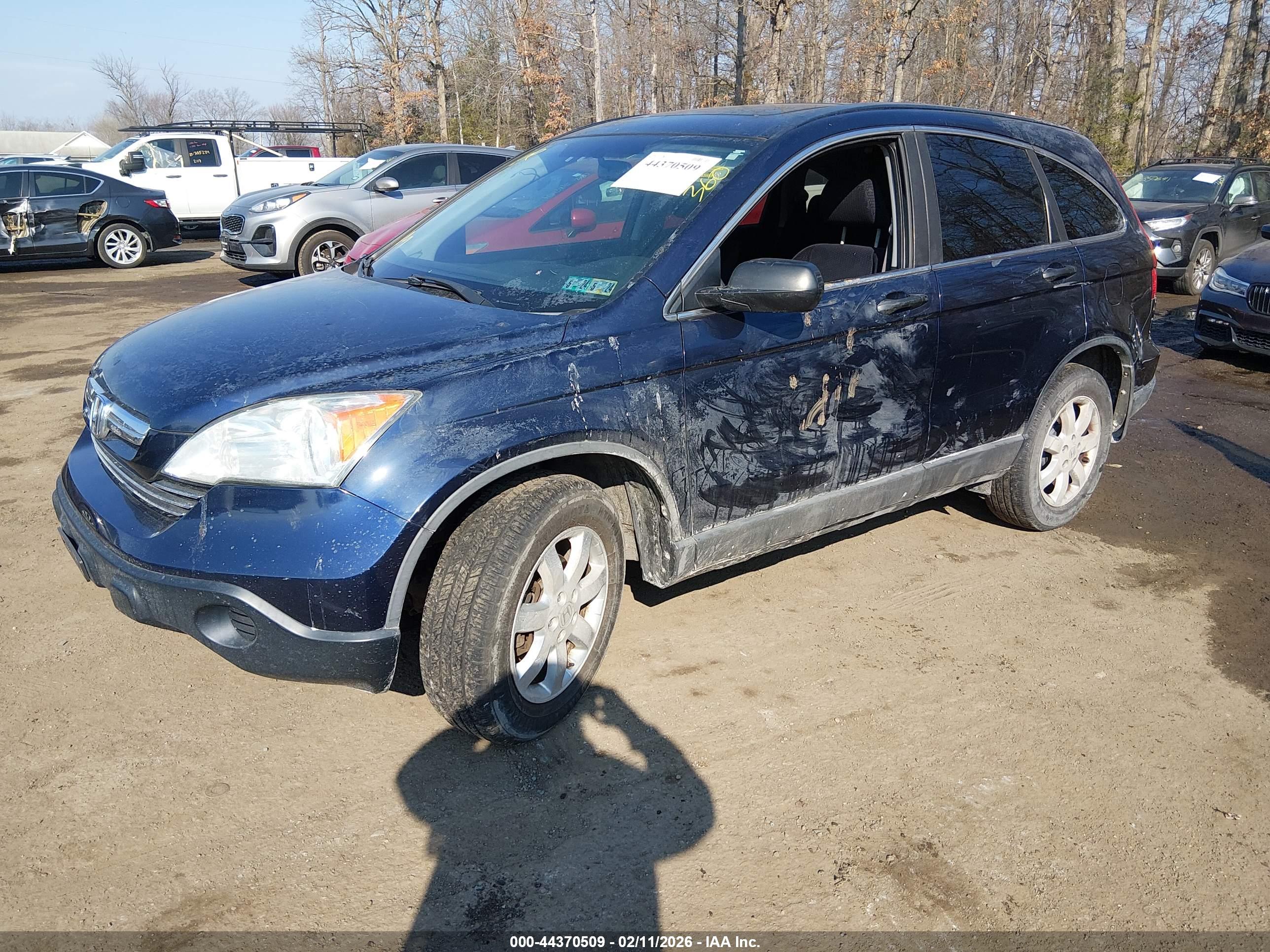 HONDA CR-V image 2