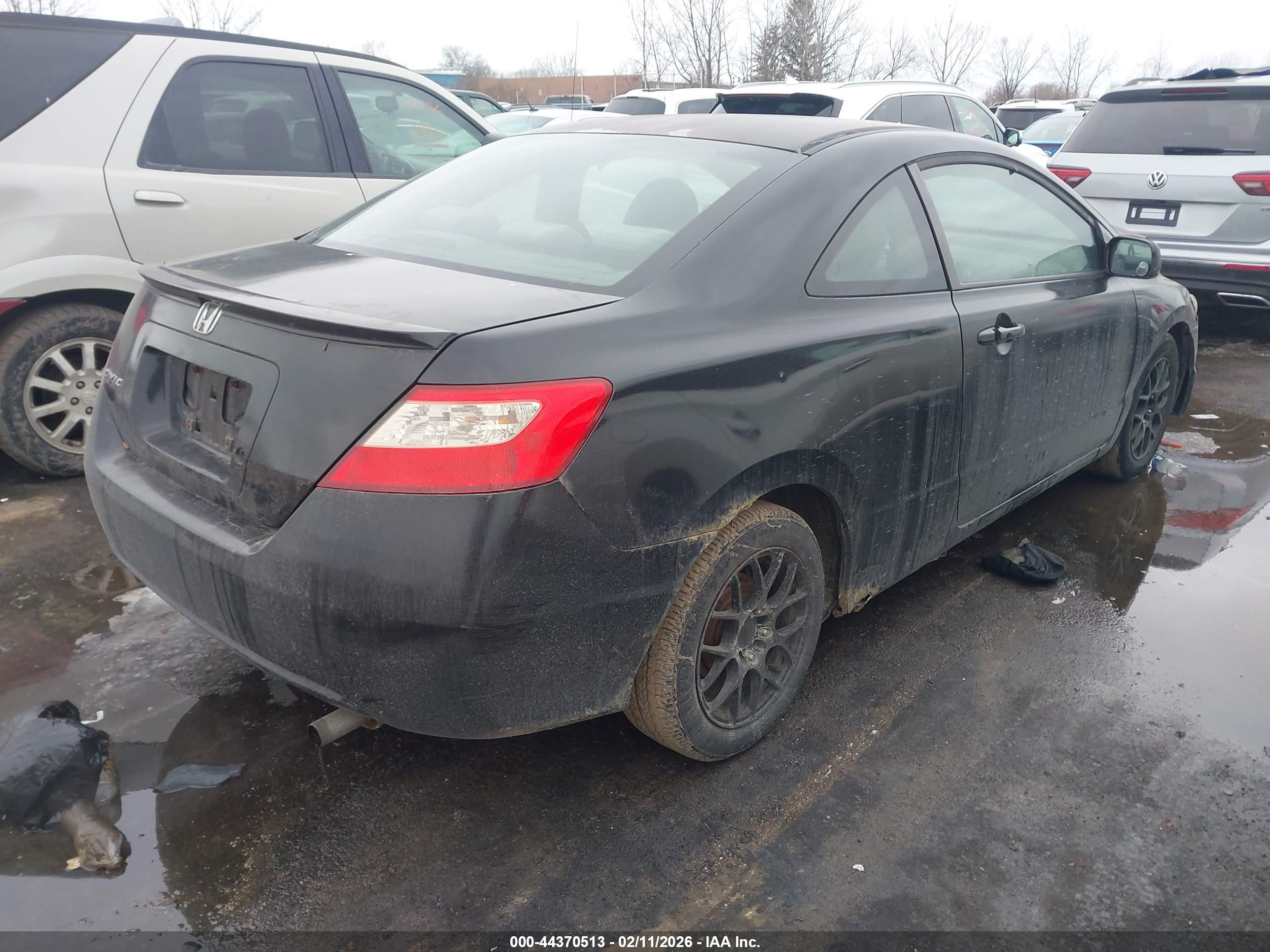 HONDA CIVIC image 4