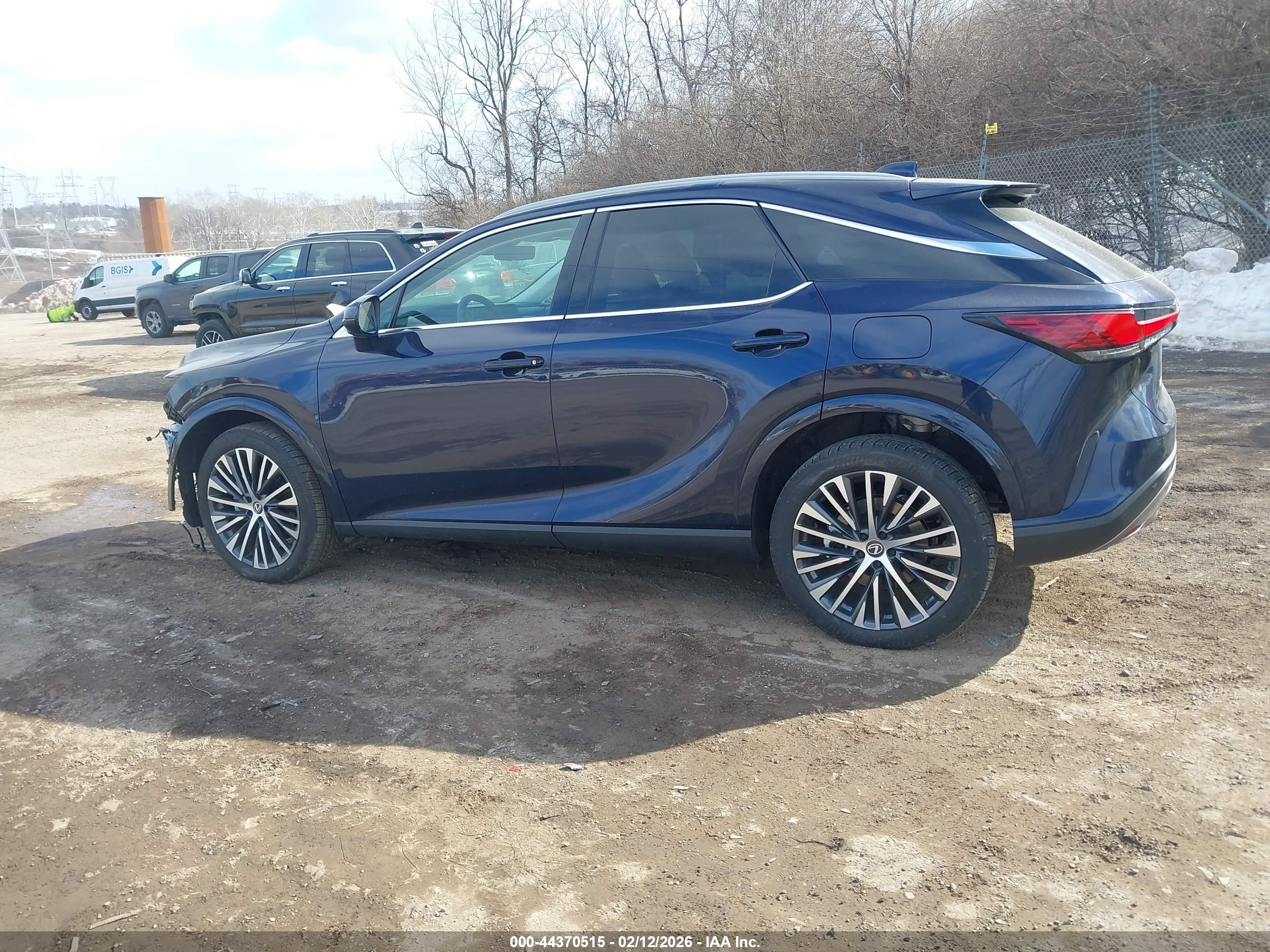 LEXUS RX image 3