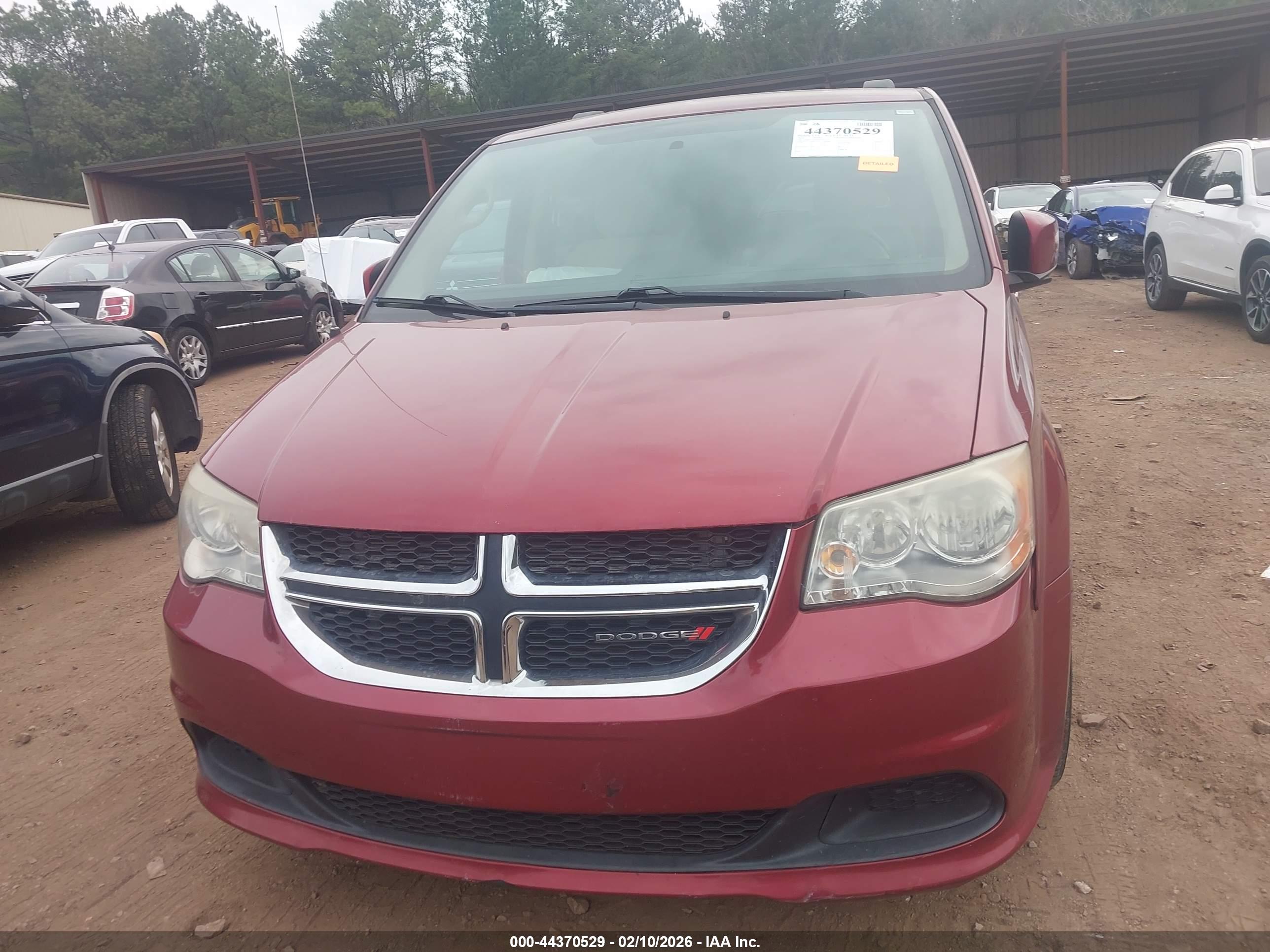 DODGE GRAND image 6