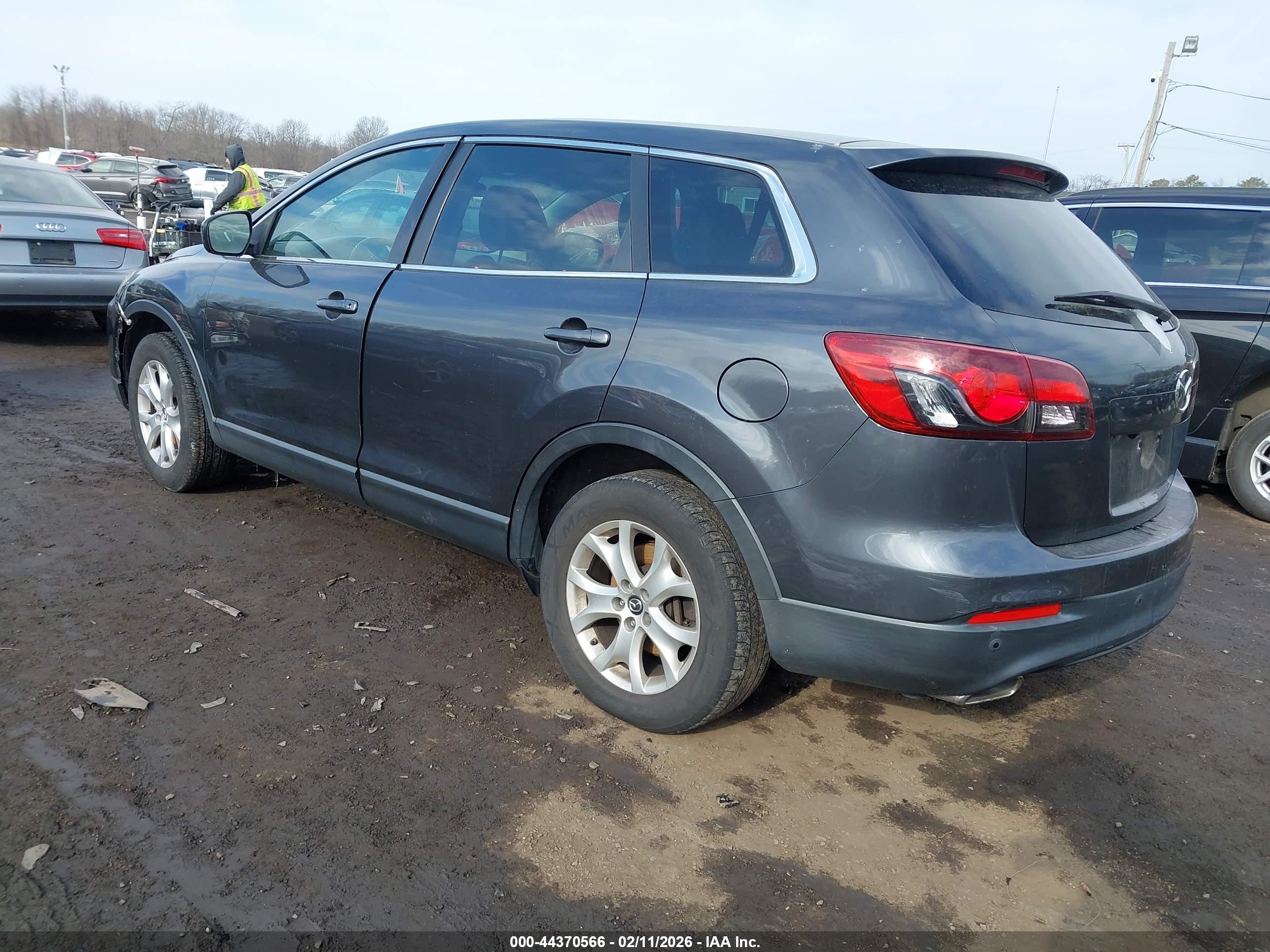 MAZDA CX-9 image 3