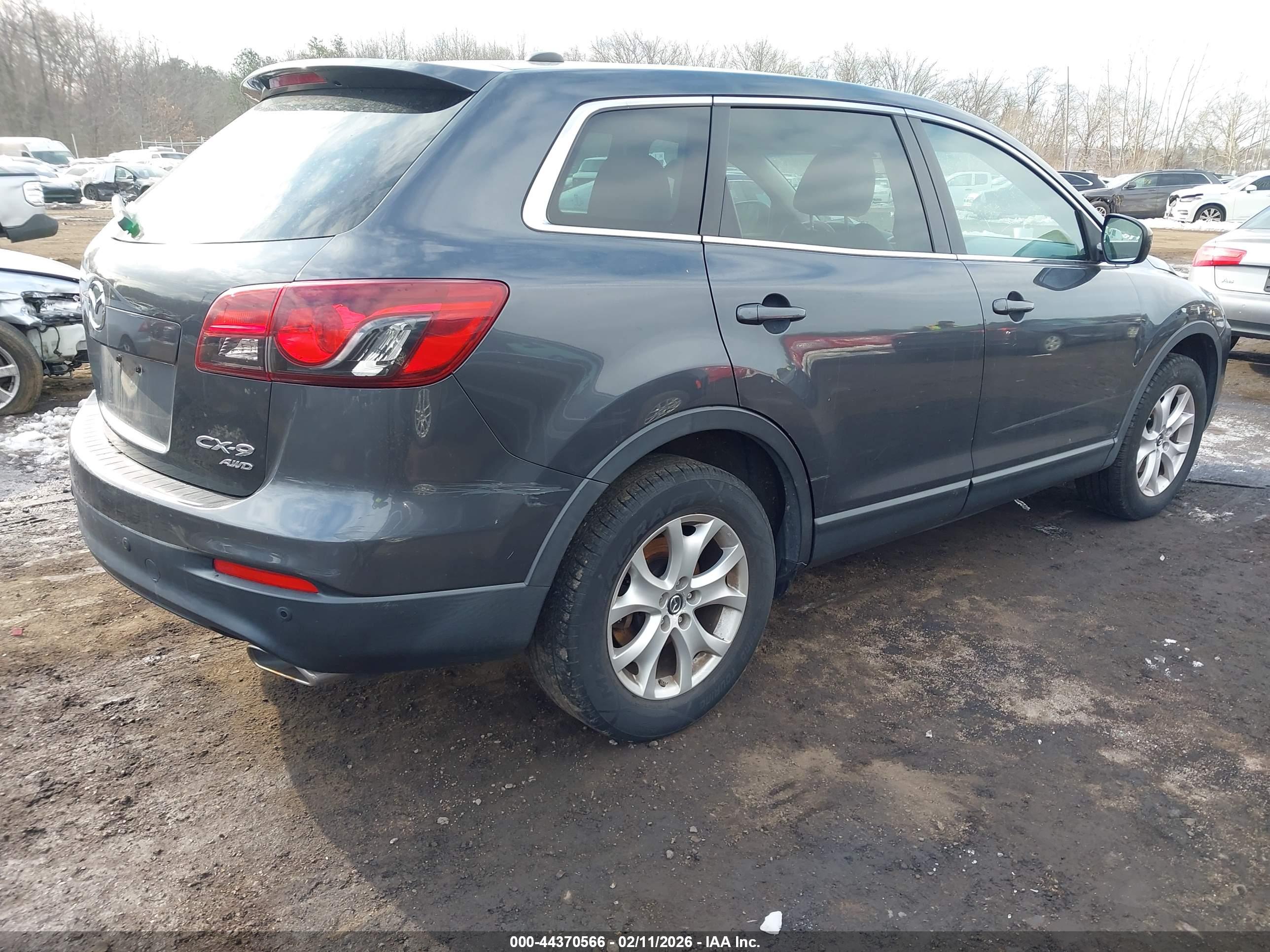 MAZDA CX-9 image 4
