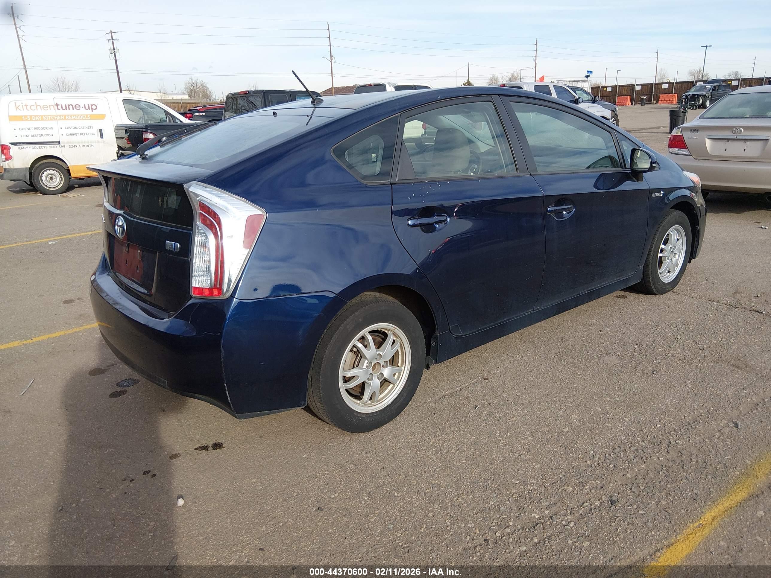 TOYOTA PRIUS image 4