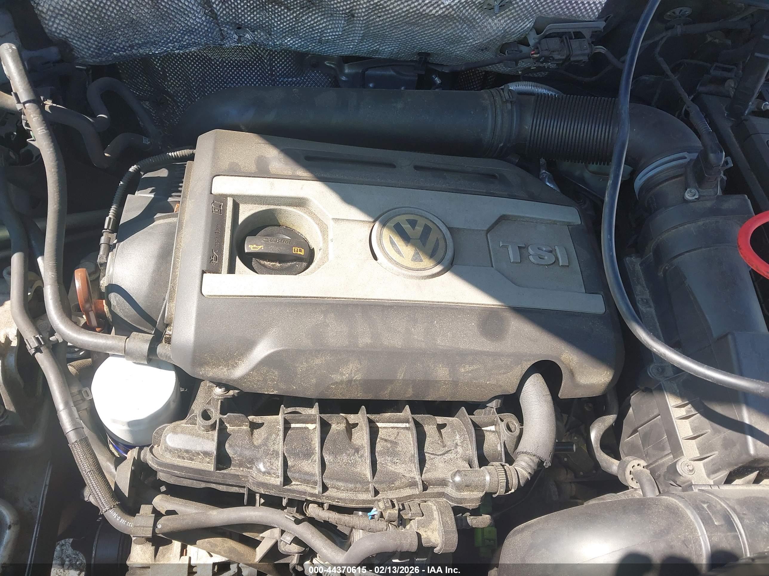 VOLKSWAGEN TIGUAN image 10