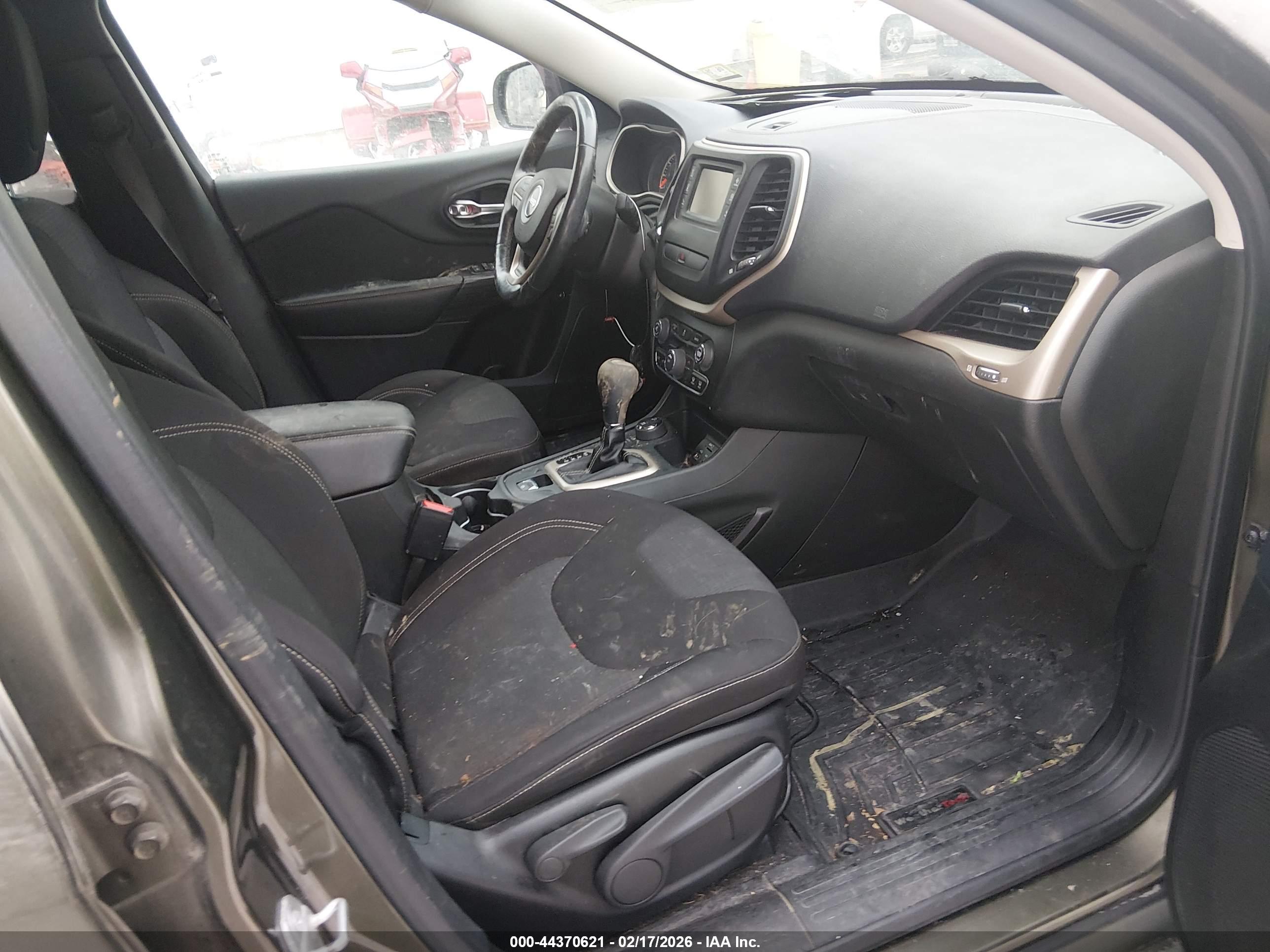 JEEP CHEROKEE image 5