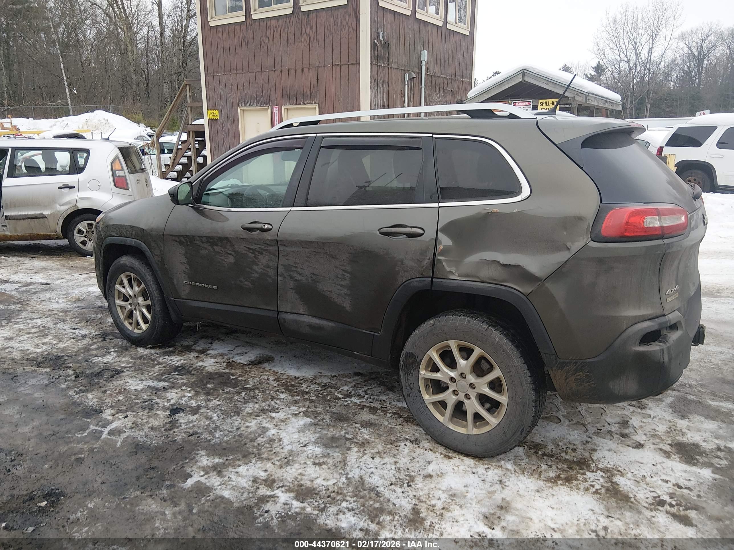 JEEP CHEROKEE image 6
