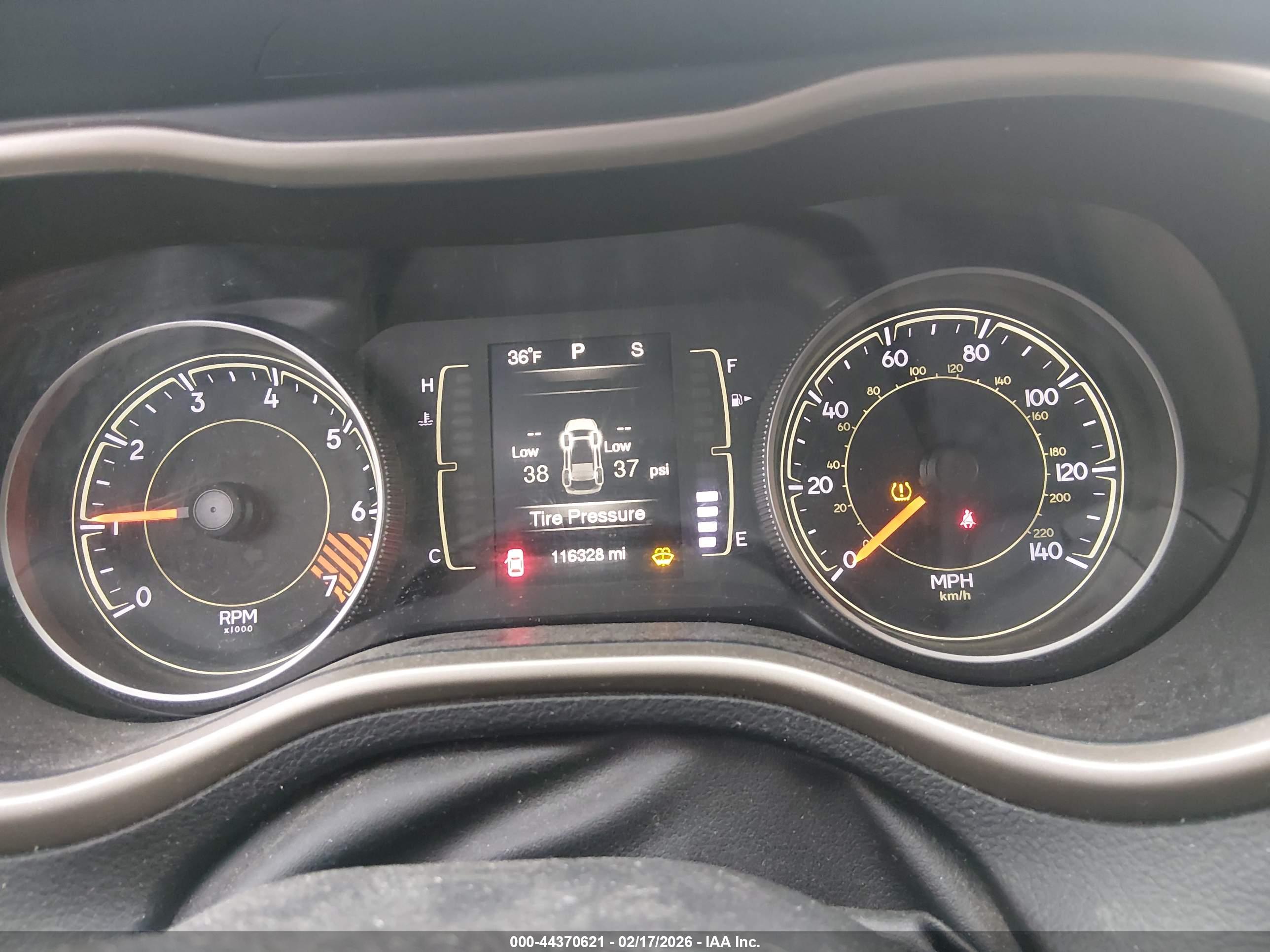 JEEP CHEROKEE image 7