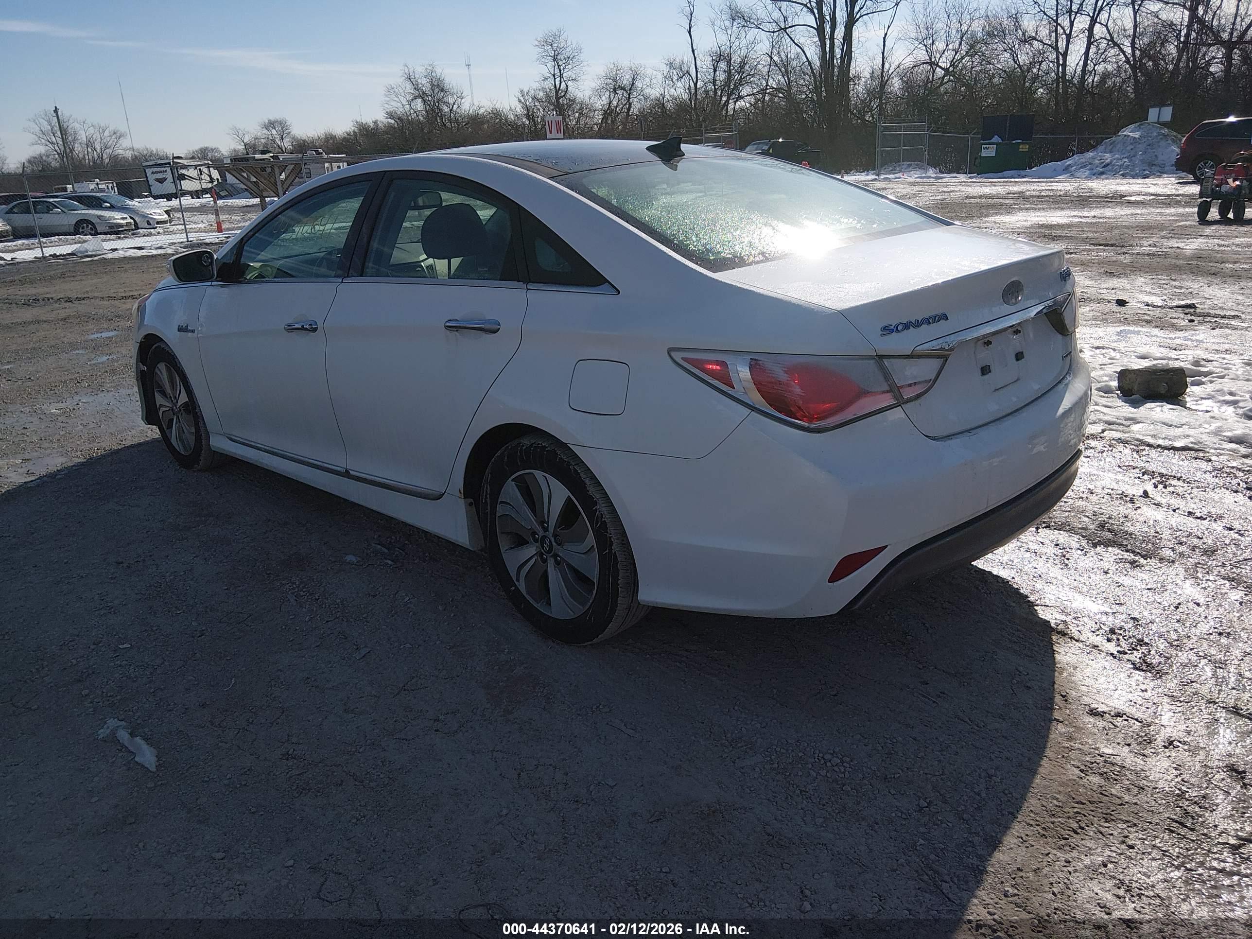 HYUNDAI SONATA image 3
