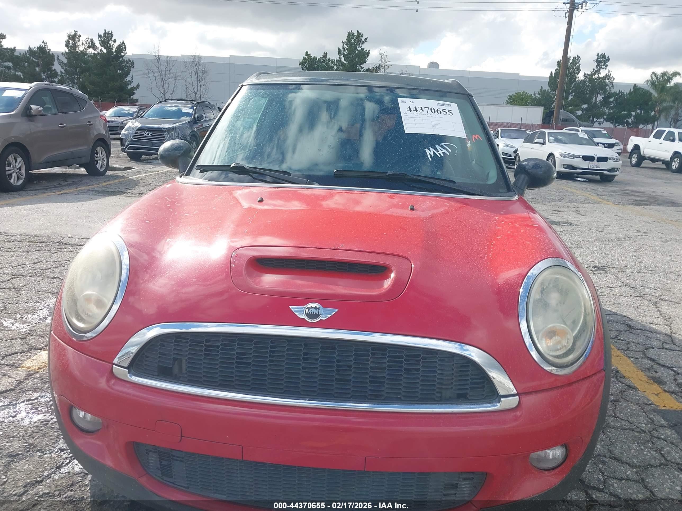 MINI COOPER image 6