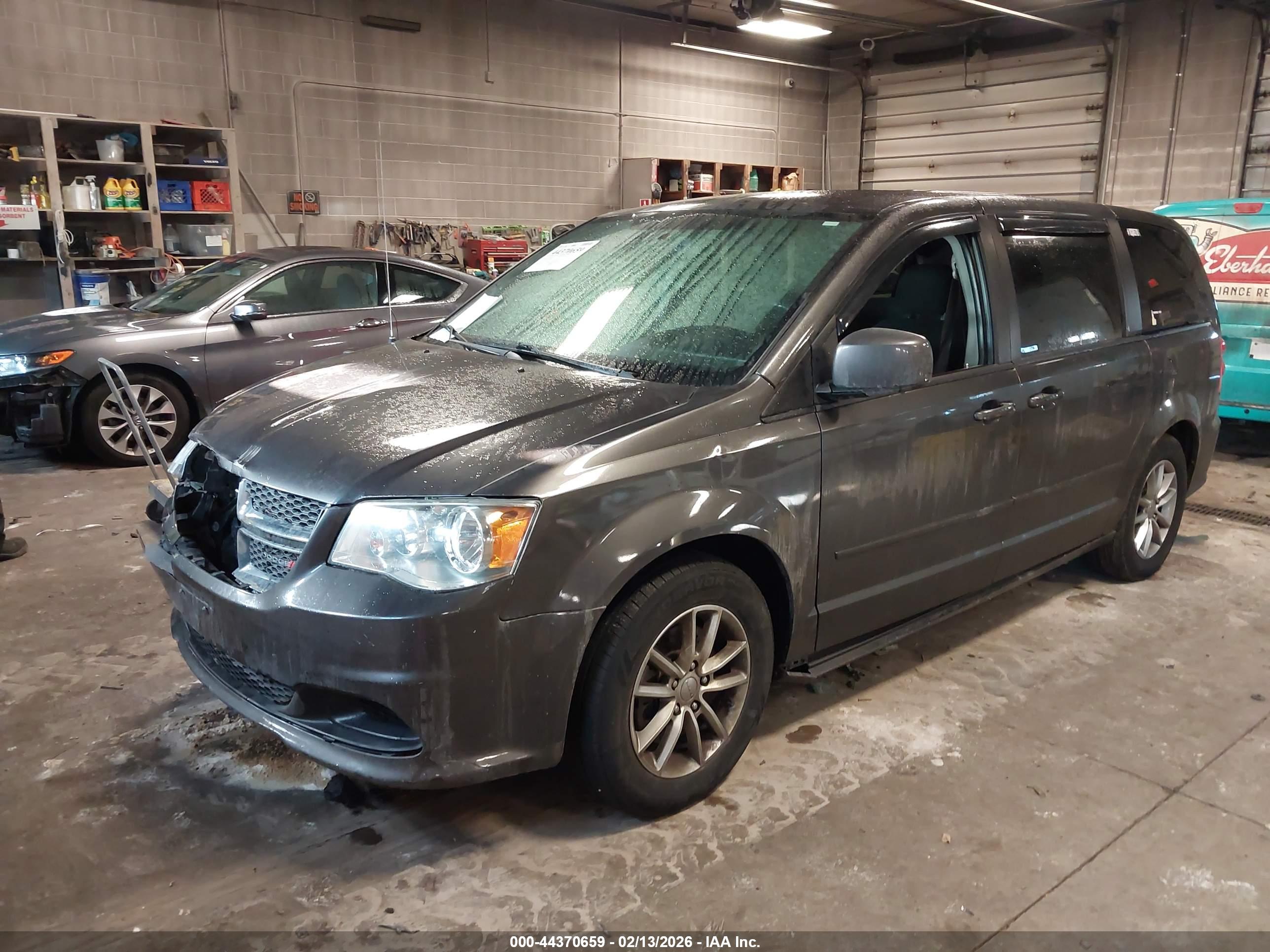 DODGE GRAND image 2