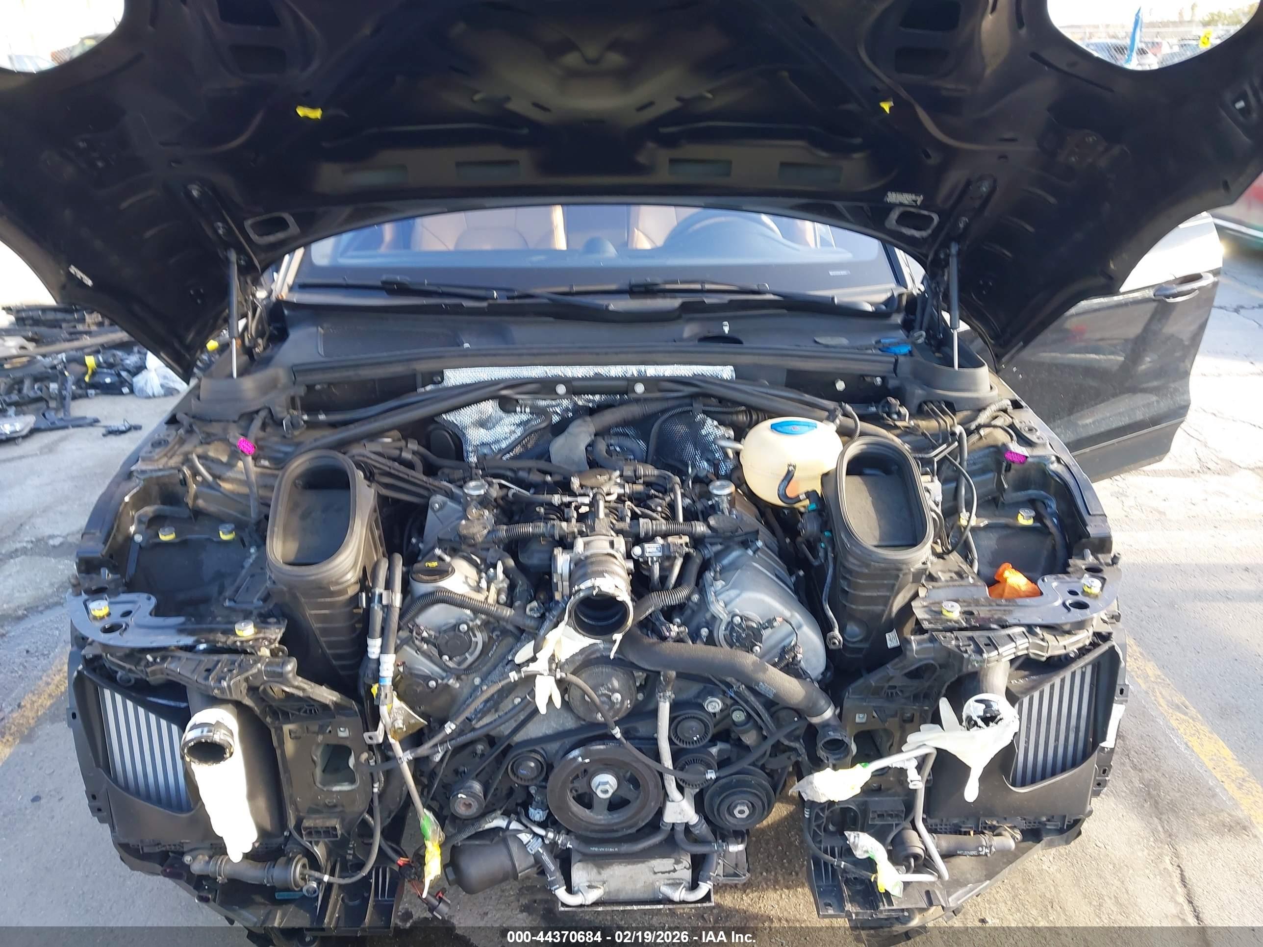 PORSCHE MACAN image 10