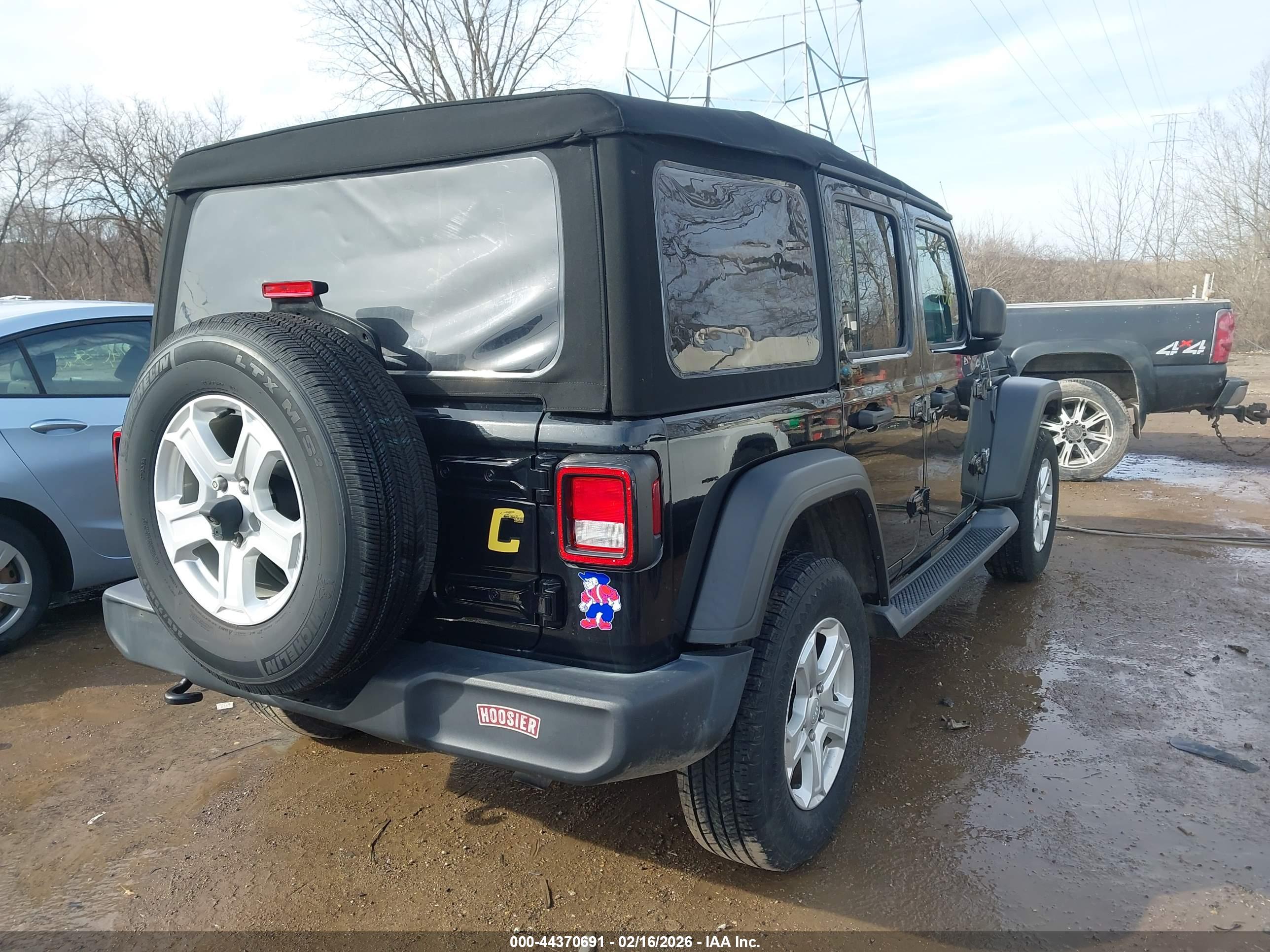 JEEP WRANGLER image 4
