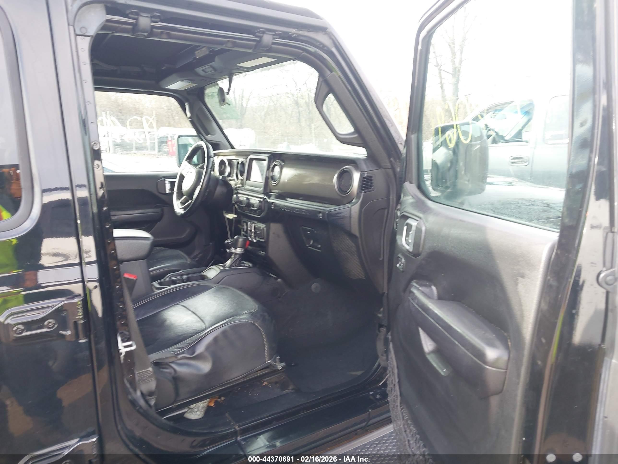JEEP WRANGLER image 5
