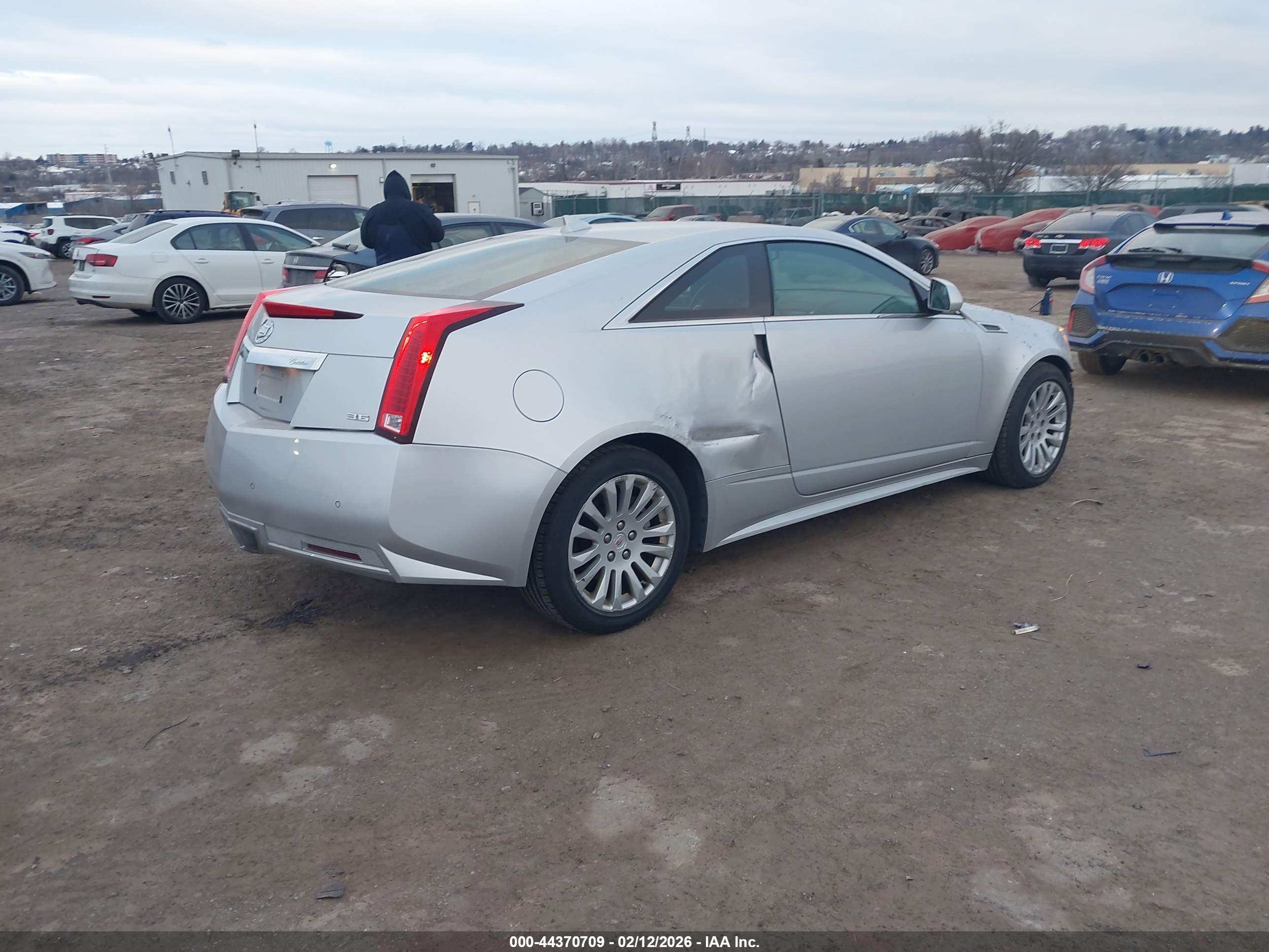 CADILLAC CTS image 4
