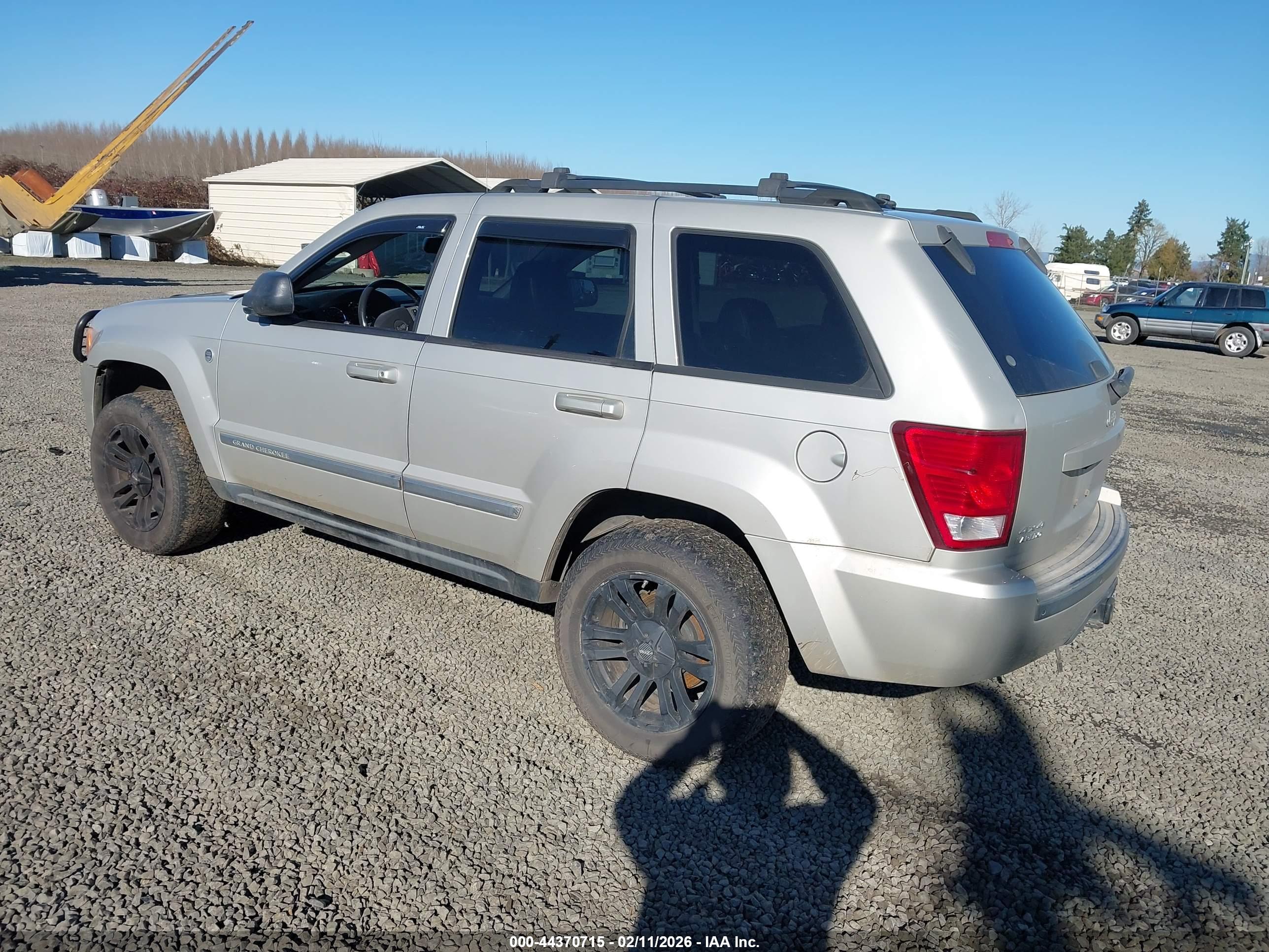 JEEP GRAND image 3