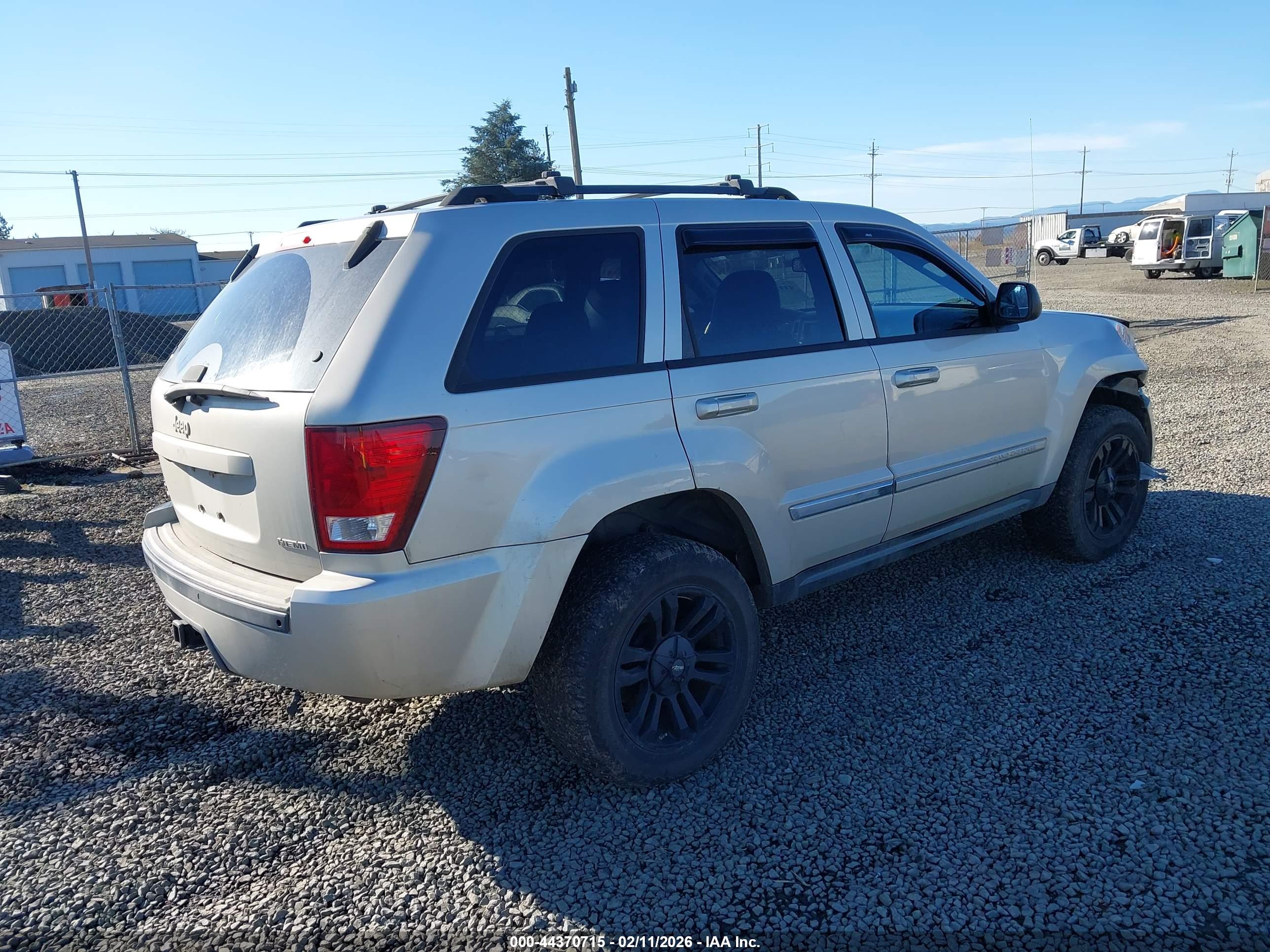 JEEP GRAND image 4