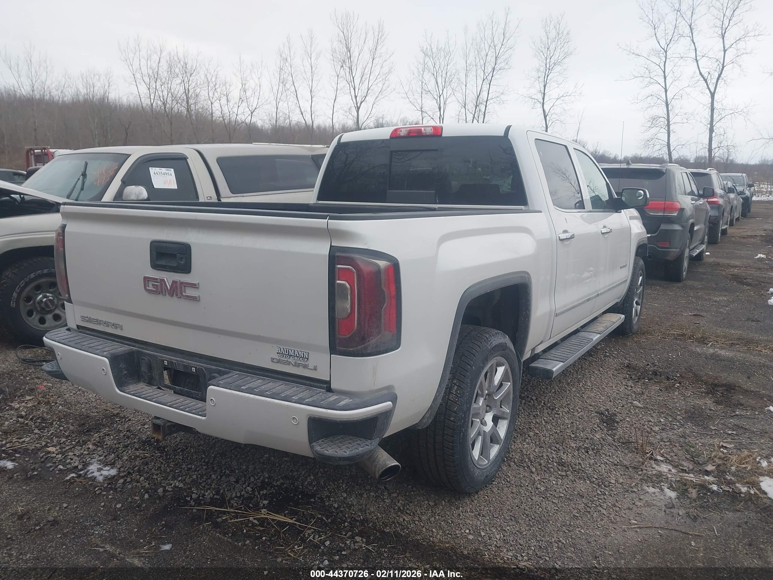 GMC SIERRA image 4