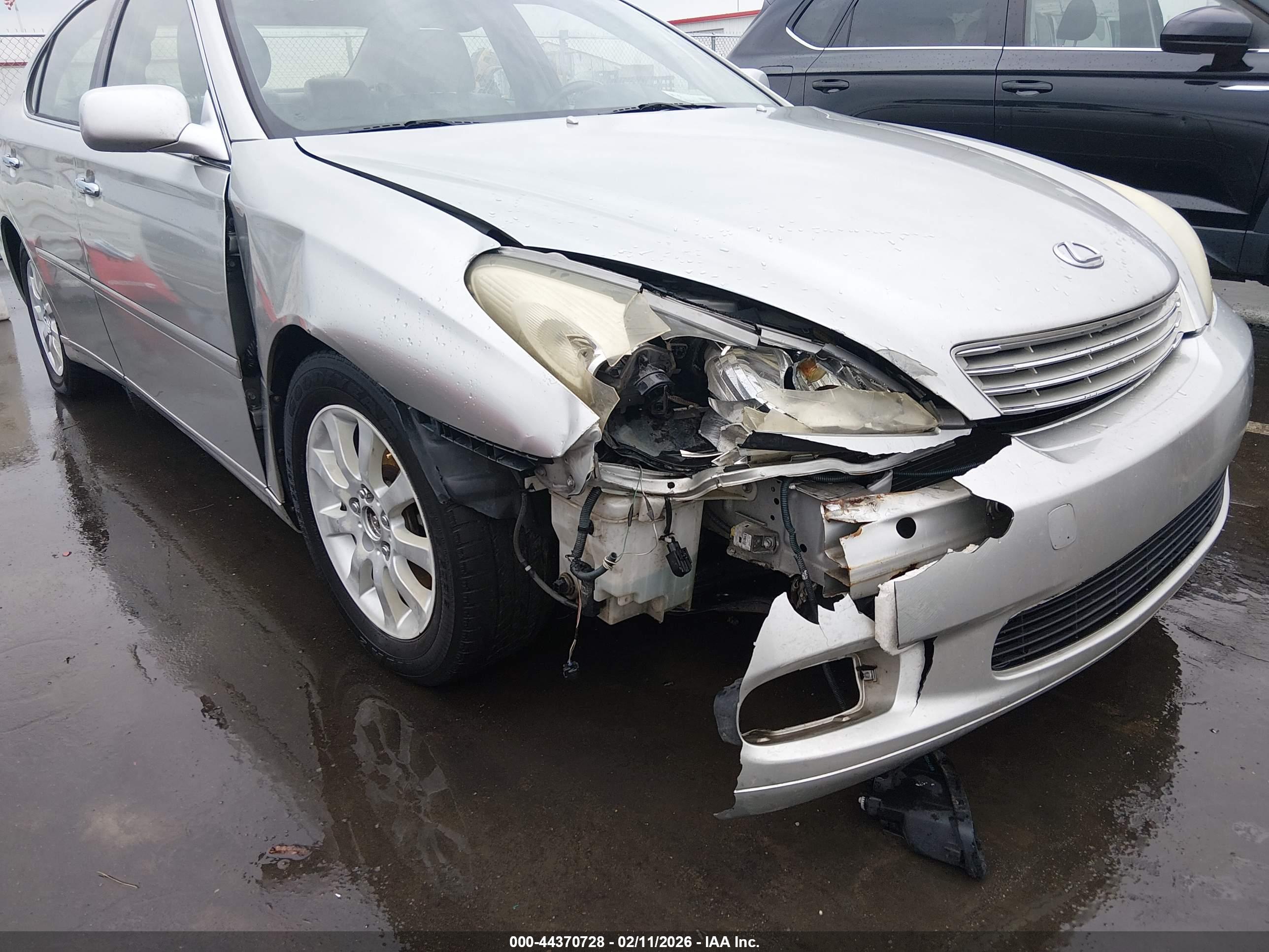 LEXUS ES image 6