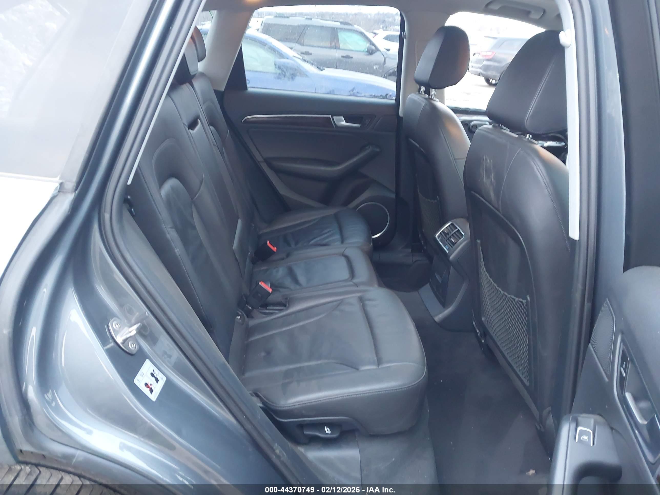 AUDI Q5 image 8
